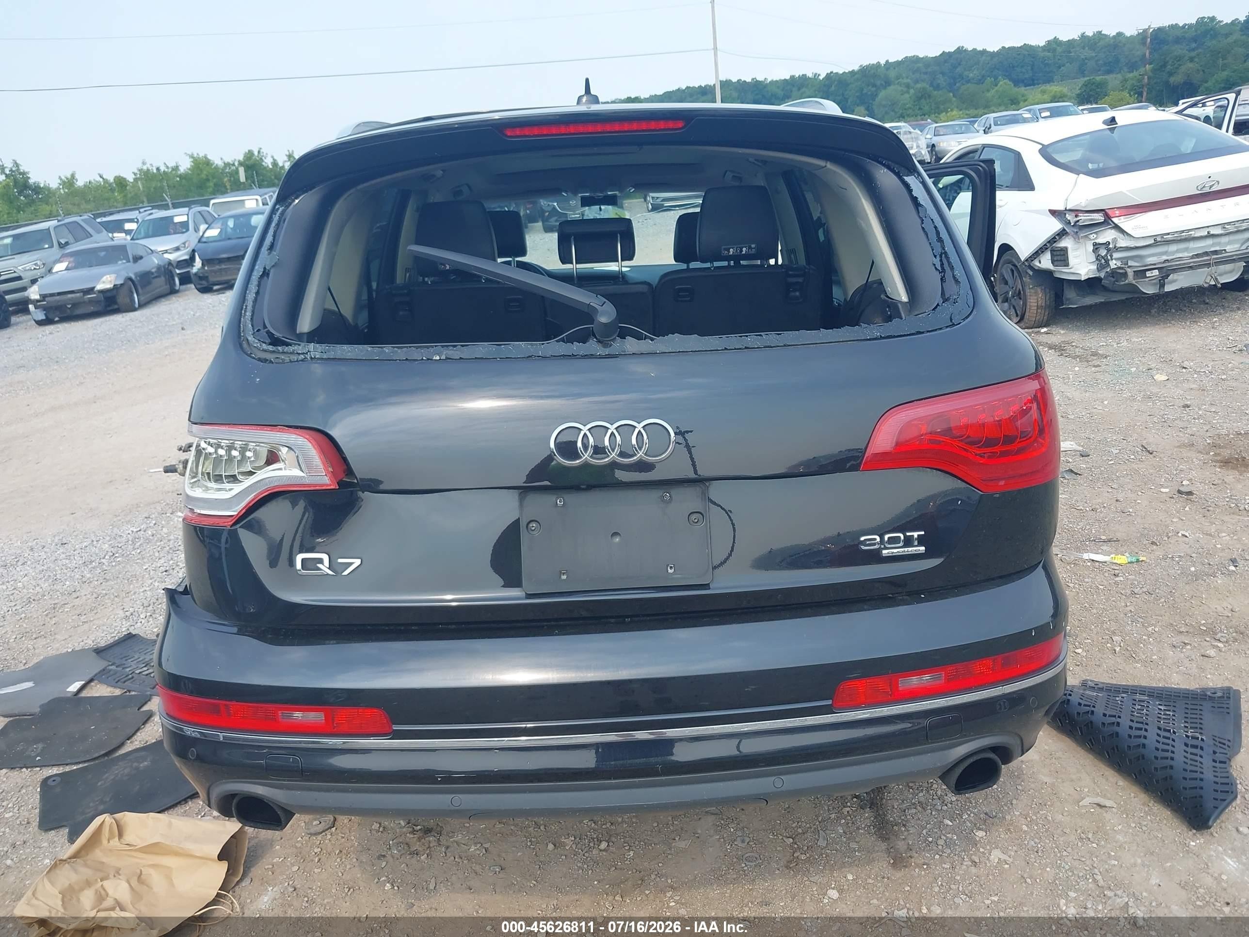 2015 Audi Q7 3.0t Premium Black vin: WA1LGAFE2FD022076