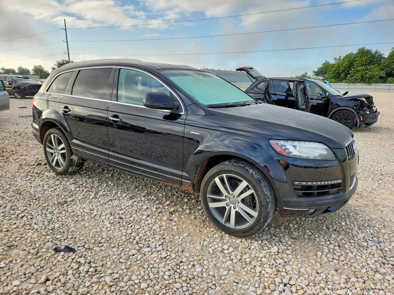 2015 Audi Q7 Premium Plus Черный vin: WA1LGAFE2FD032493
