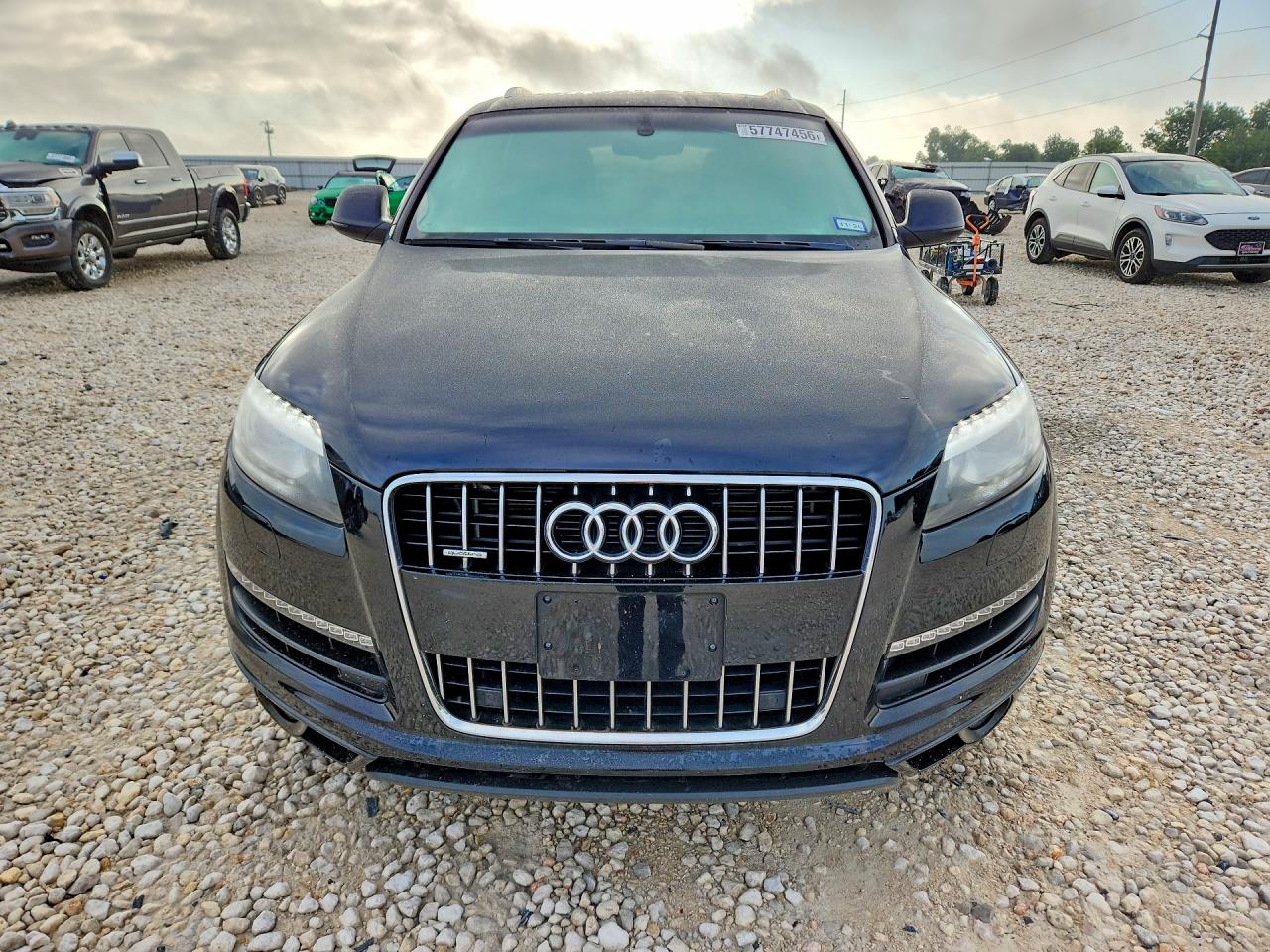 2015 Audi Q7 Premium Plus Черный vin: WA1LGAFE2FD032493