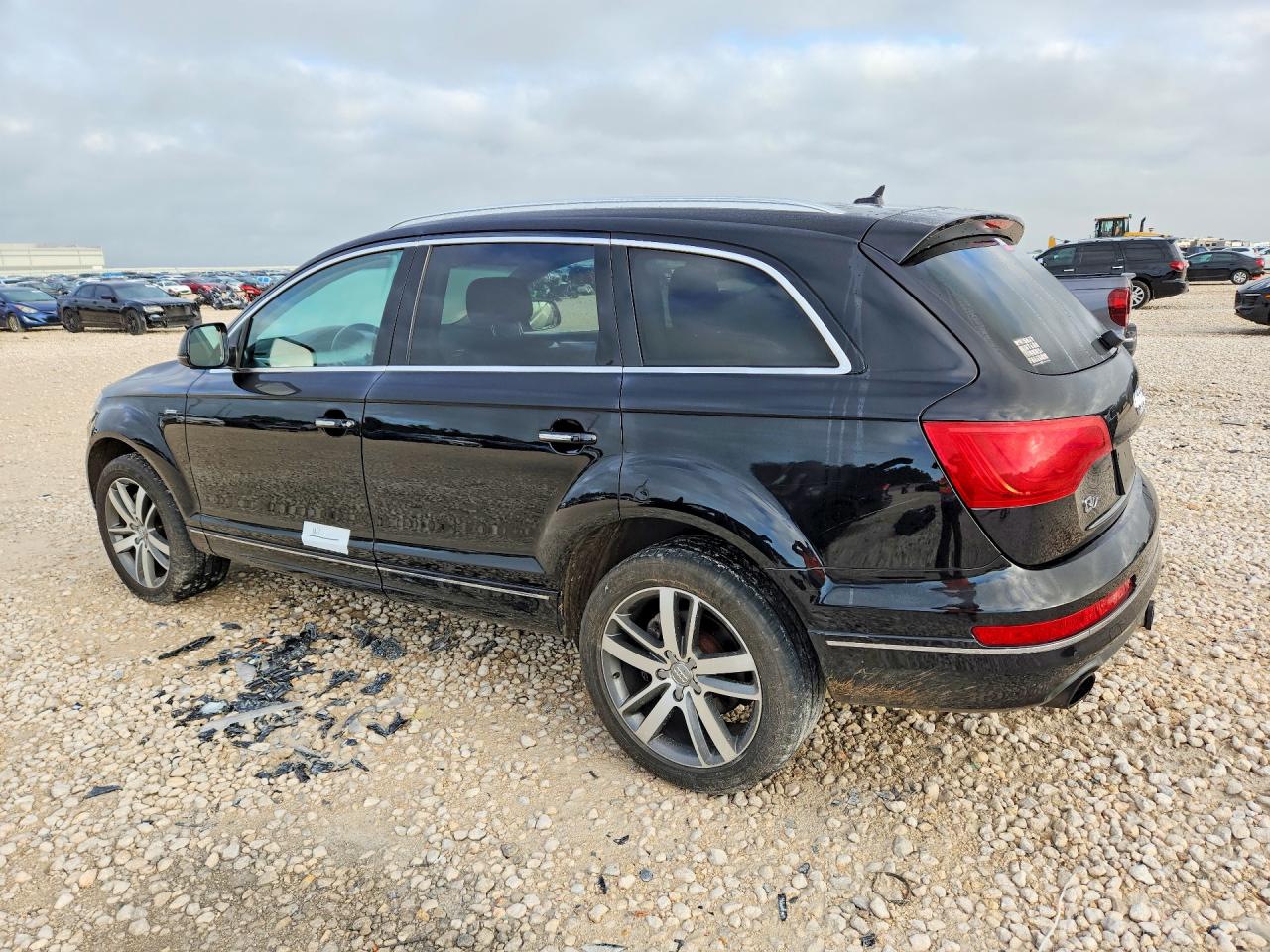 2015 Audi Q7 Premium Plus Черный vin: WA1LGAFE2FD032493