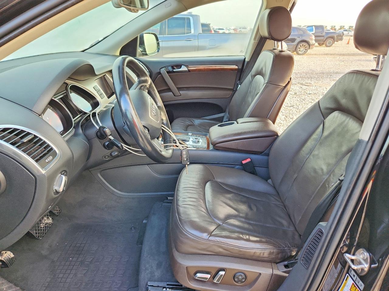2015 Audi Q7 Premium Plus Черный vin: WA1LGAFE2FD032493