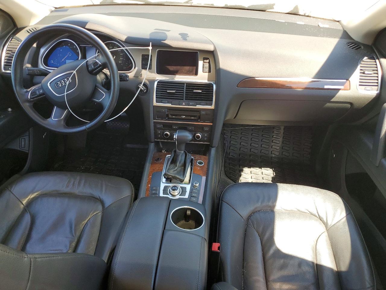 2012 Audi Q7 Premium Plus White vin: WA1LGAFE3CD008571
