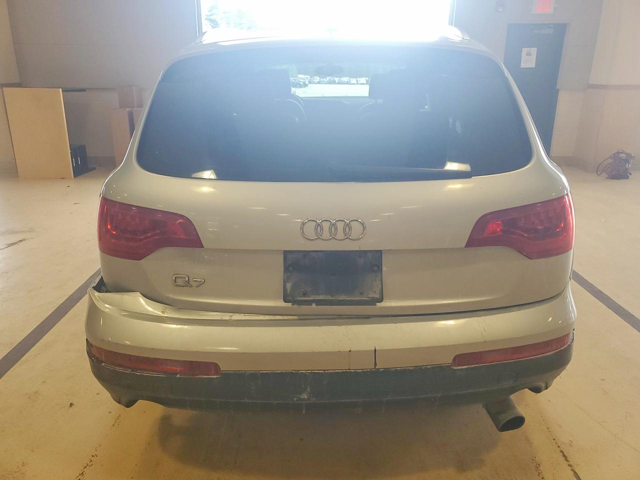 2013 Audi Q7 Premium Plus Серебряный vin: WA1LGAFE3DD006661