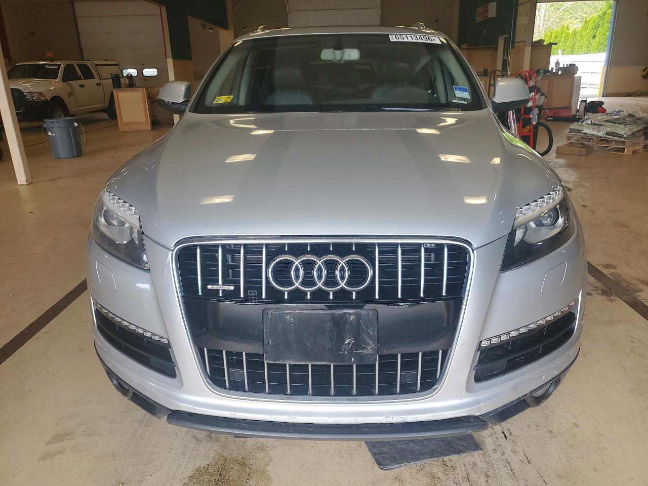 2013 Audi Q7 Premium Plus Серебряный vin: WA1LGAFE3DD006661