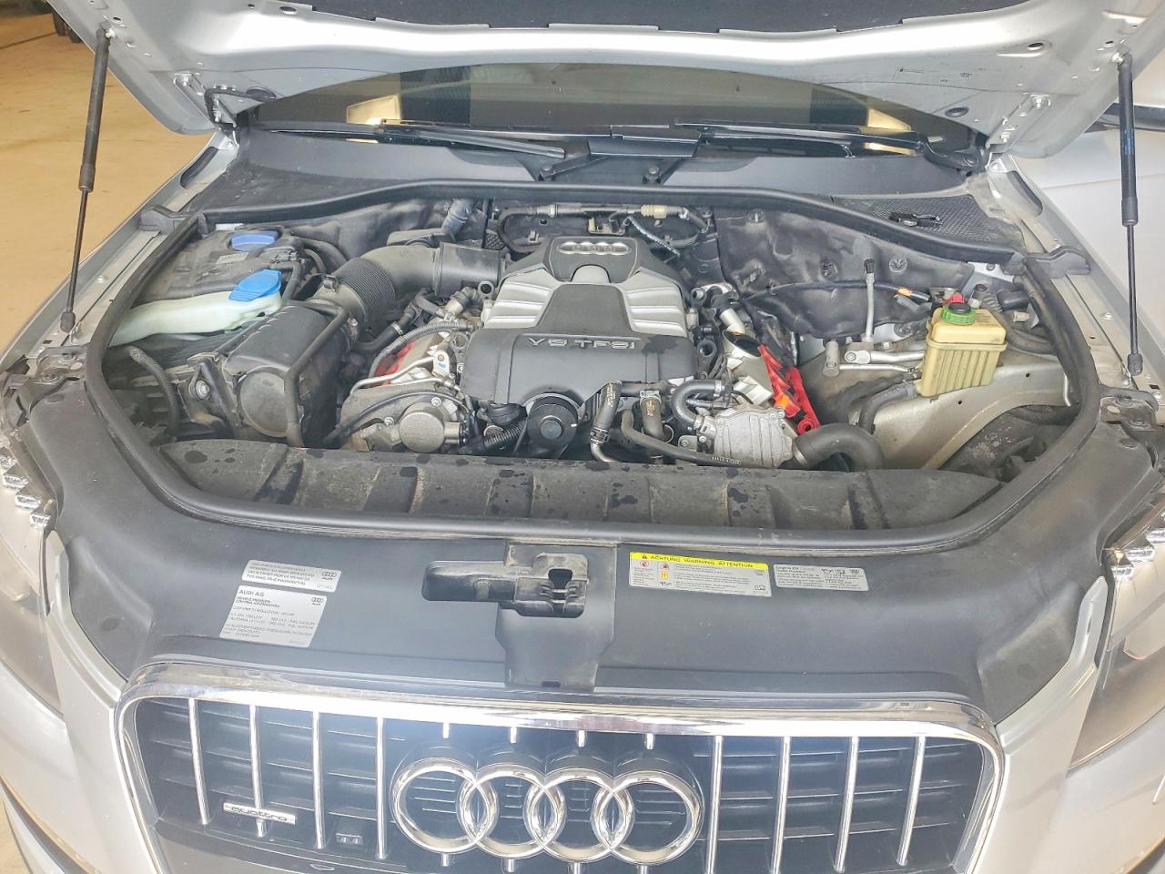 2013 Audi Q7 Premium Plus Серебряный vin: WA1LGAFE3DD006661