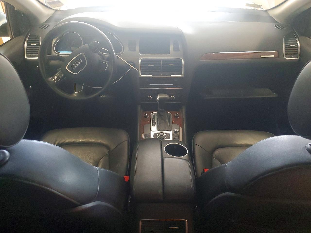 2013 Audi Q7 Premium Plus Серебряный vin: WA1LGAFE3DD006661