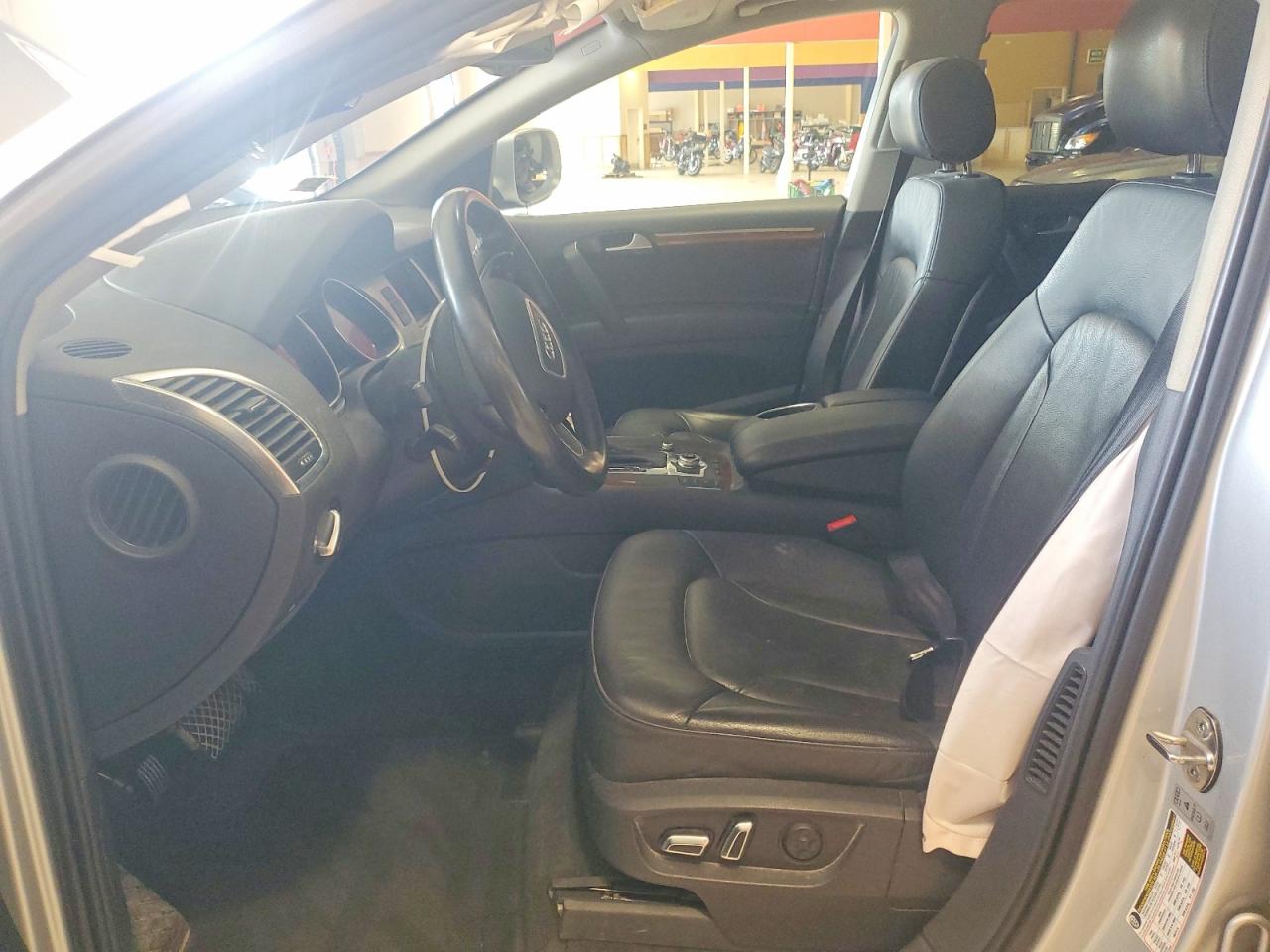 2013 Audi Q7 Premium Plus Серебряный vin: WA1LGAFE3DD006661