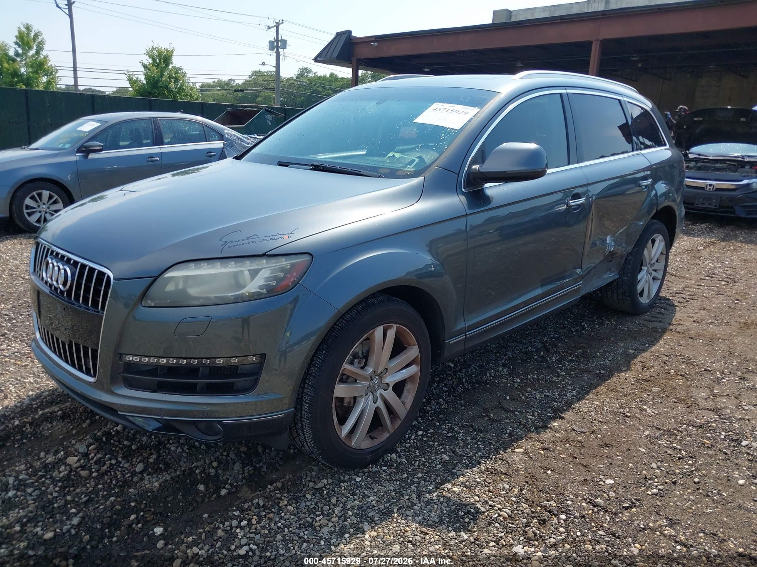 2013 Audi Q7 3.0t Premium Gray vin: WA1LGAFE3DD008166