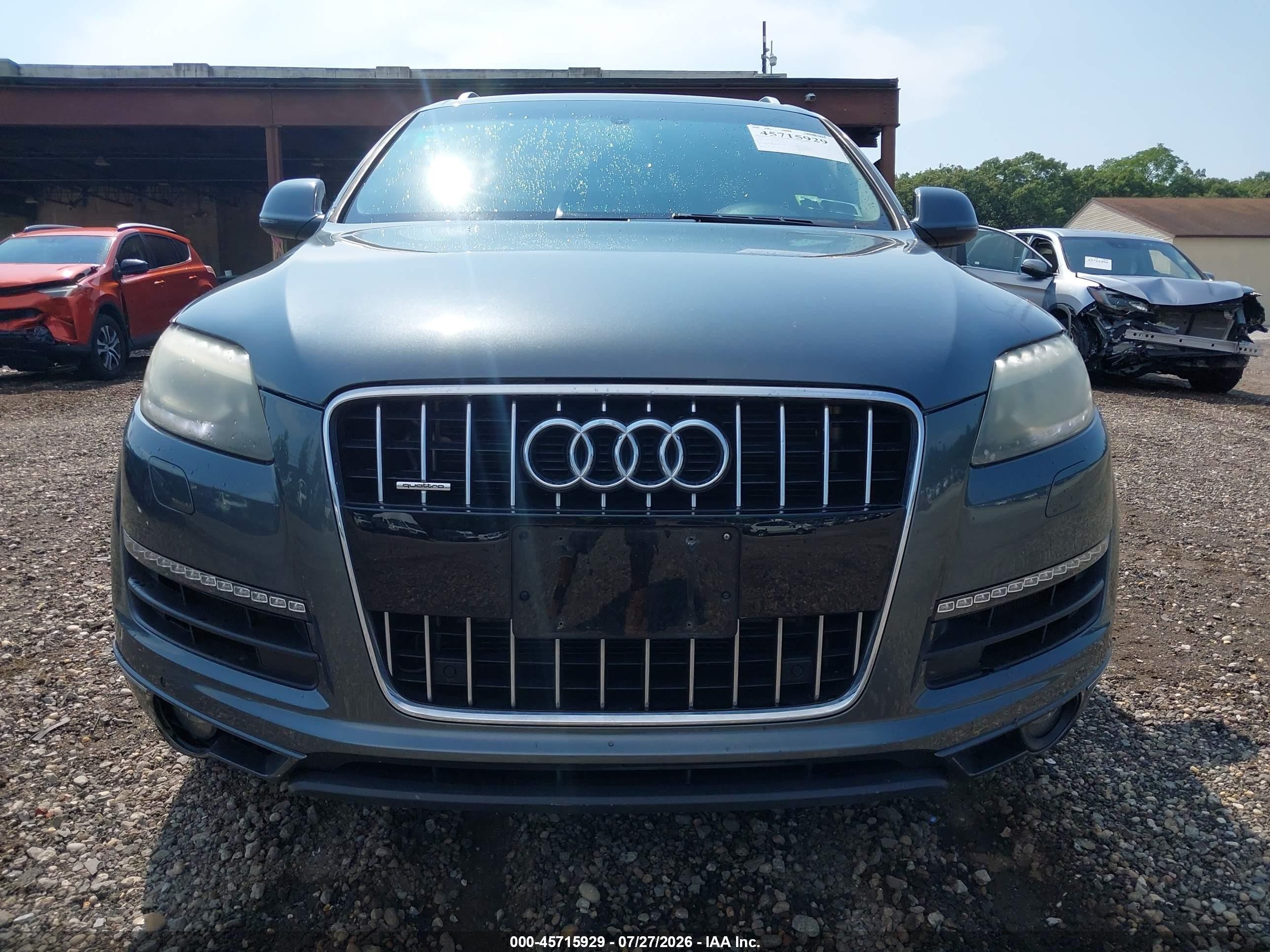 2013 Audi Q7 3.0t Premium Gray vin: WA1LGAFE3DD008166