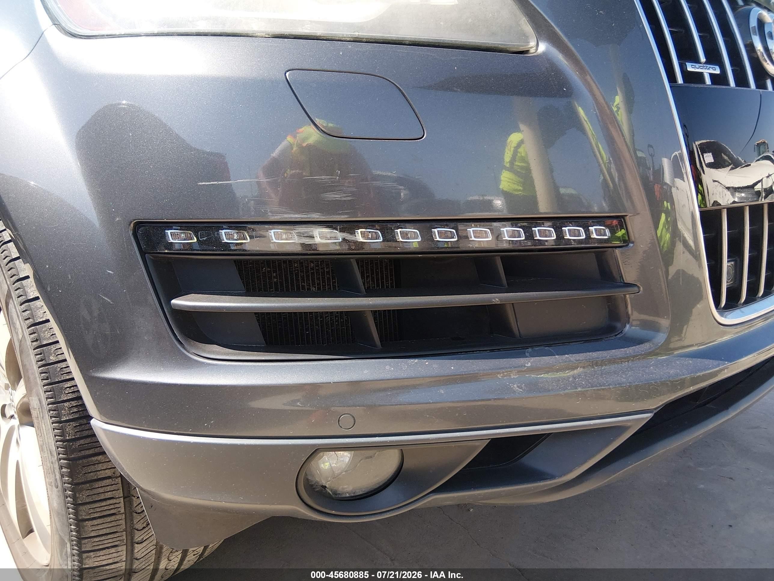 2013 Audi Q7 3.0t Premium Gray vin: WA1LGAFE3DD013917