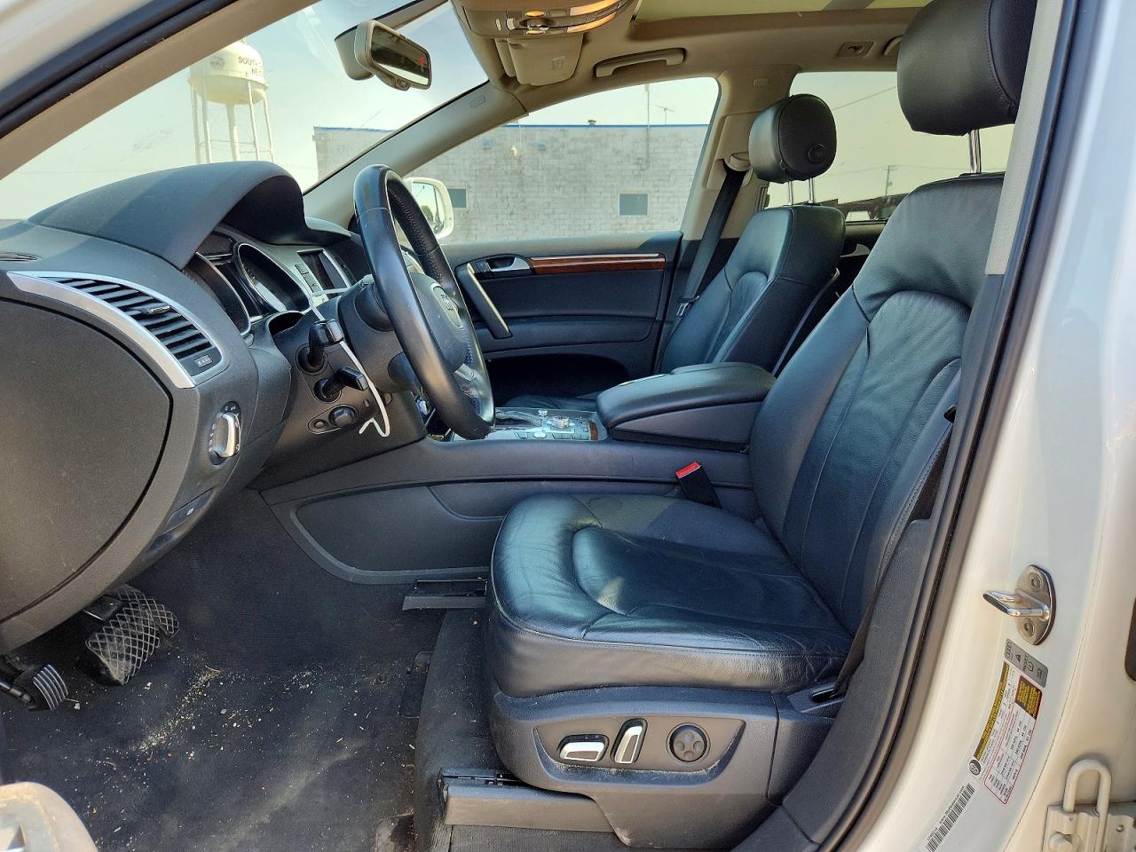 2014 Audi Q7 Premium Plus White vin: WA1LGAFE3ED008668