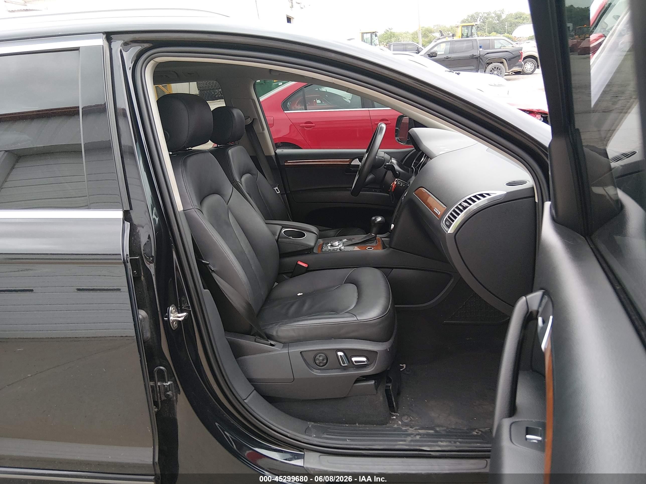 2014 Audi Q7 3.0t Premium Black vin: WA1LGAFE3ED015202