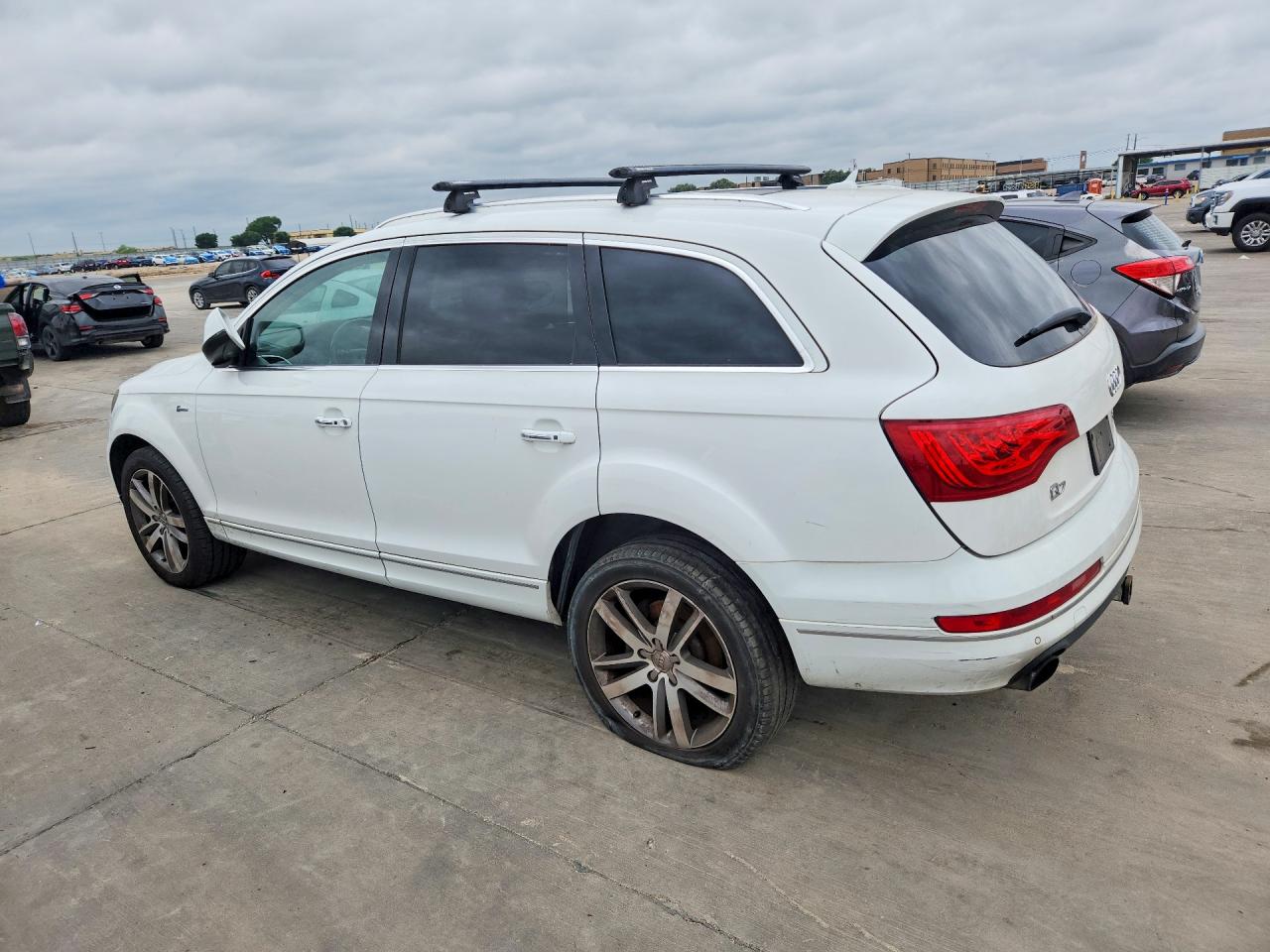 2015 Audi Q7 Premium Plus White vin: WA1LGAFE3FD006226