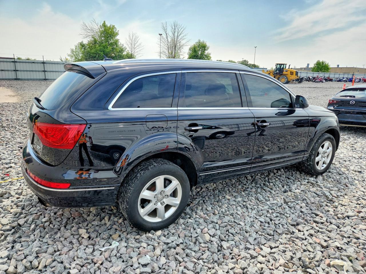 2015 Audi Q7 Premium Plus Black vin: WA1LGAFE3FD026931