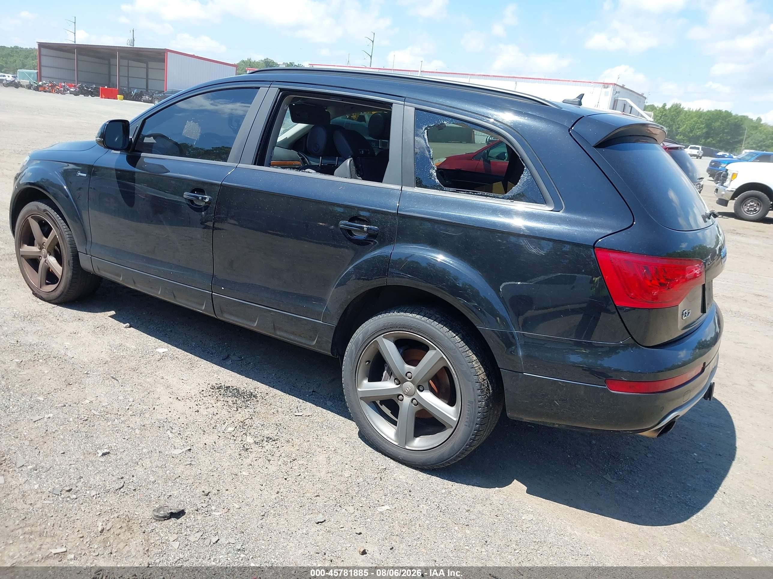 2015 Audi Q7 3.0t Premium Black vin: WA1LGAFE3FD030011