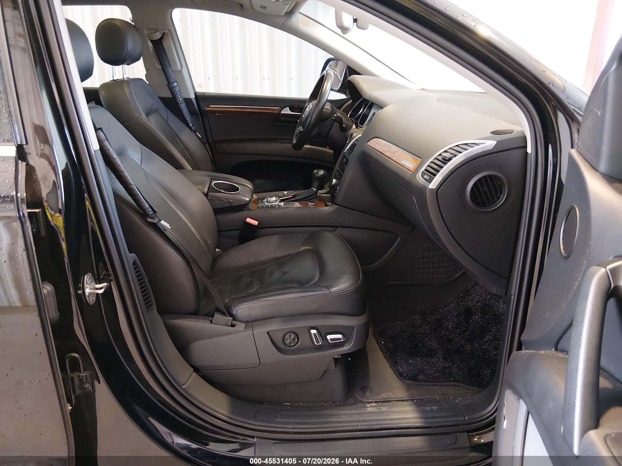 2015 Audi Q7 3.0t Premium Black vin: WA1LGAFE3FD032261