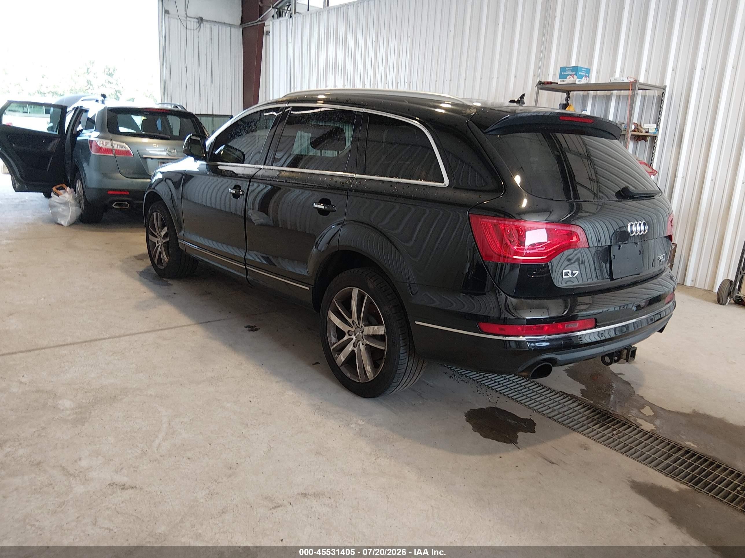 2015 Audi Q7 3.0t Premium Black vin: WA1LGAFE3FD032261