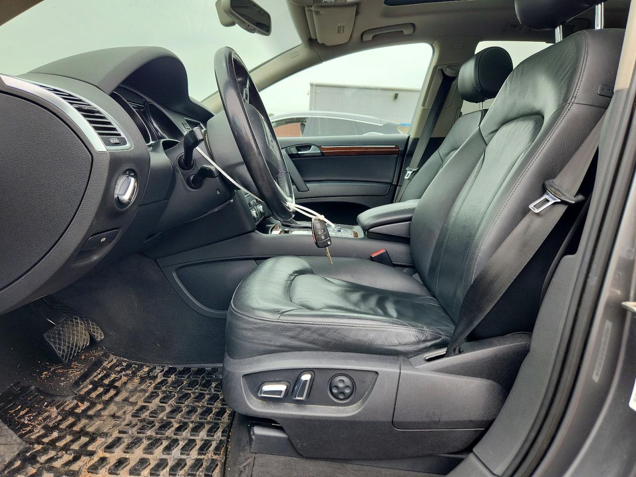 2011 Audi Q7 Premium Plus Gray vin: WA1LGAFE4BD002874