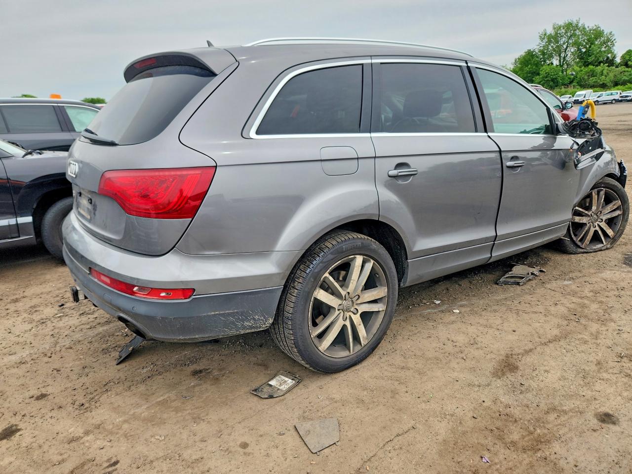 2011 Audi Q7 Premium Plus Gray vin: WA1LGAFE4BD002874