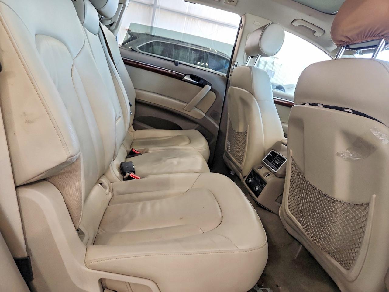 2011 Audi Q7 Premium Plus Gray vin: WA1LGAFE4BD005581
