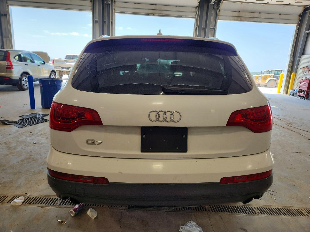 2011 Audi Q7 Premium Plus Gray vin: WA1LGAFE4BD005581