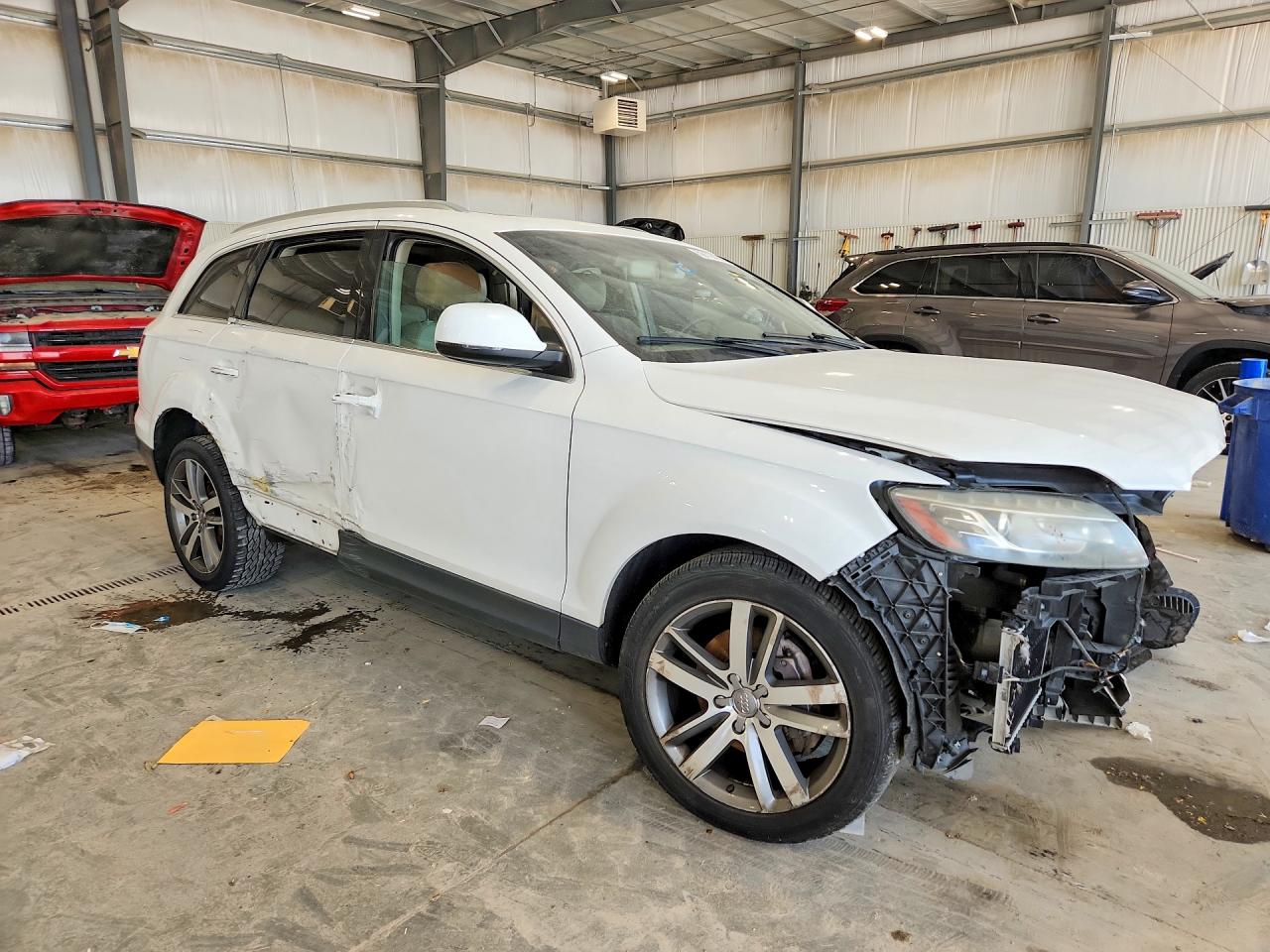2011 Audi Q7 Premium Plus Gray vin: WA1LGAFE4BD005581
