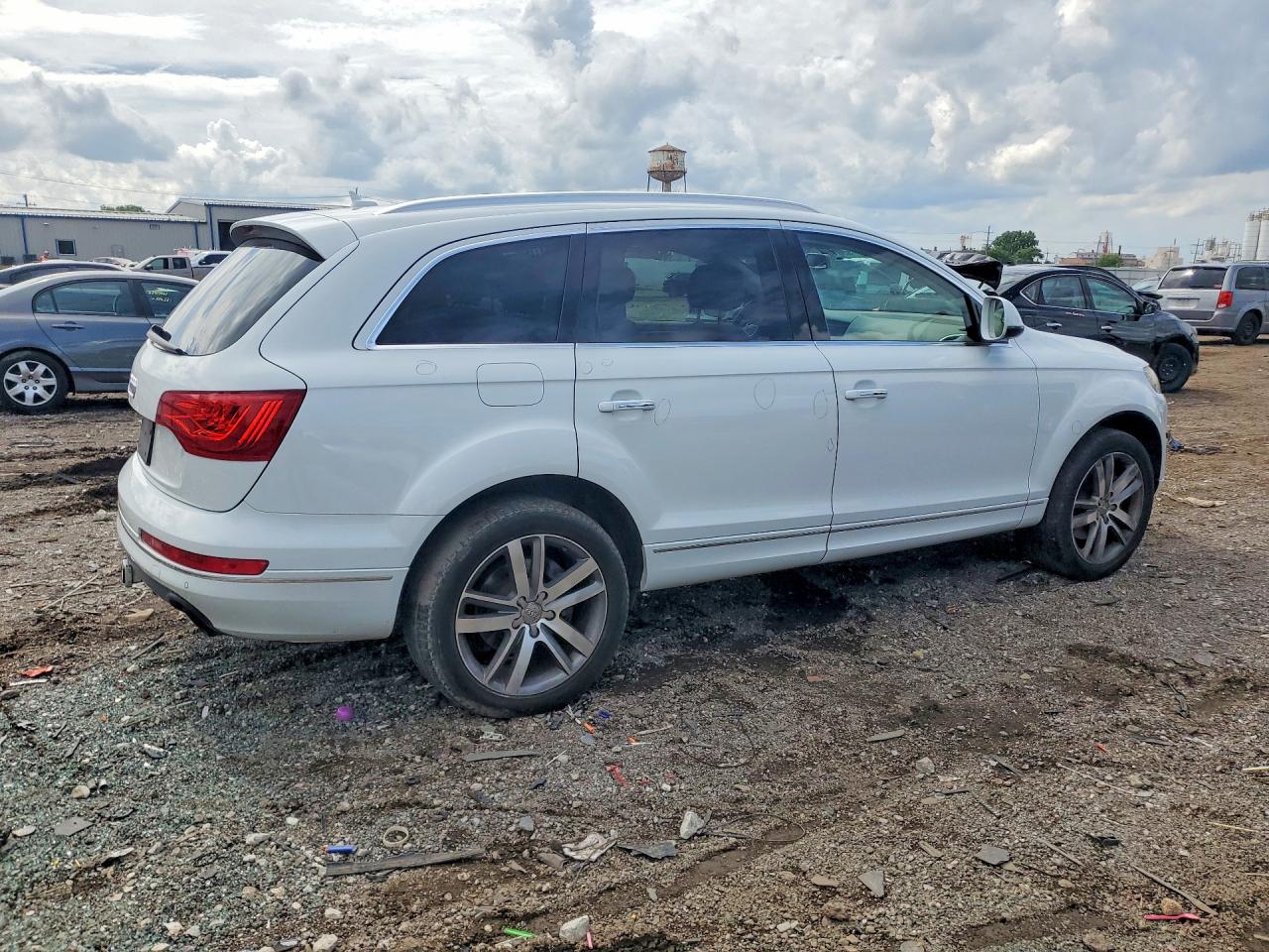 2012 Audi Q7 Premium Plus Белый vin: WA1LGAFE4CD006294