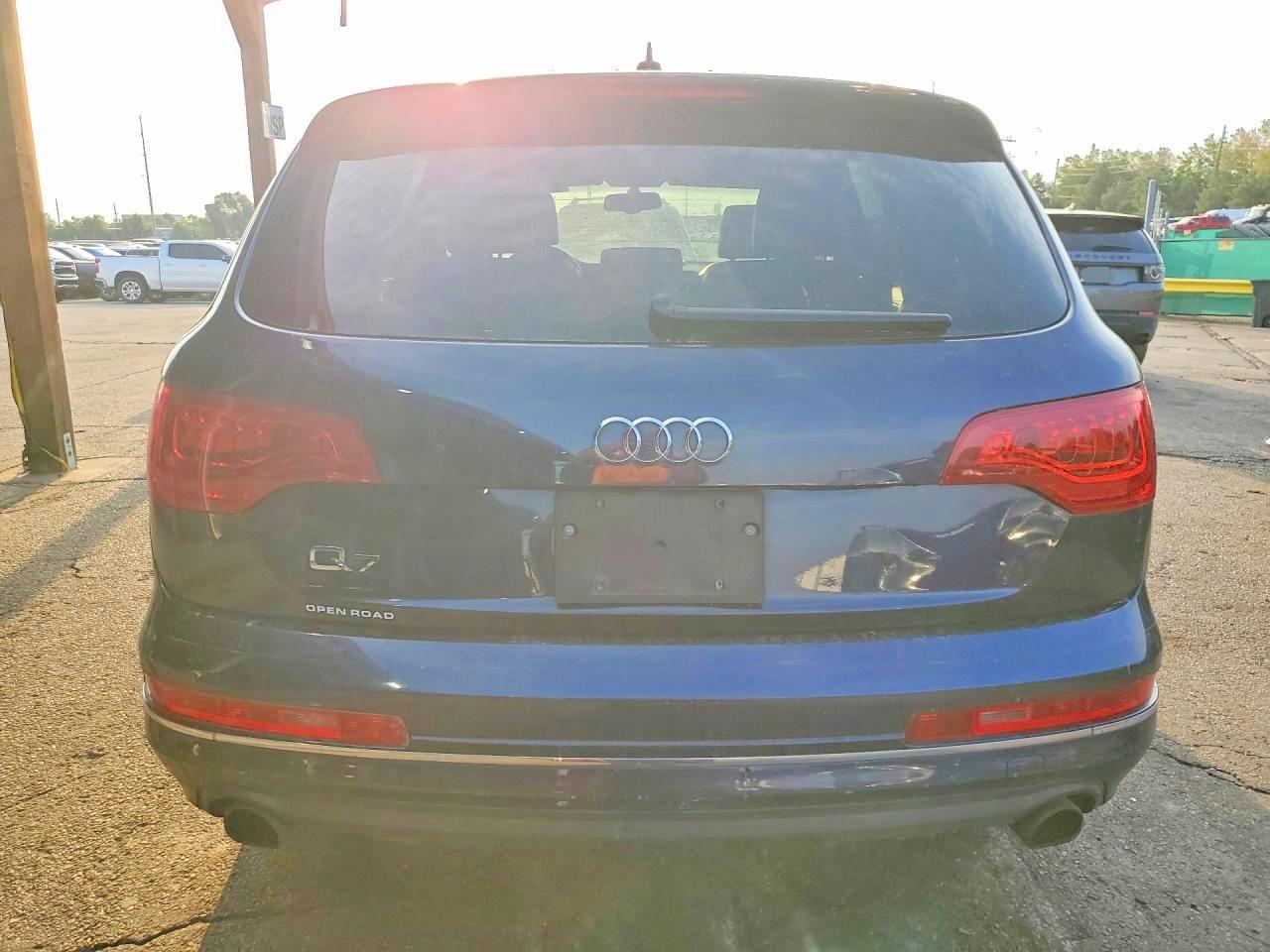 2013 Audi Q7 Premium Plus Синий vin: WA1LGAFE4DD008404