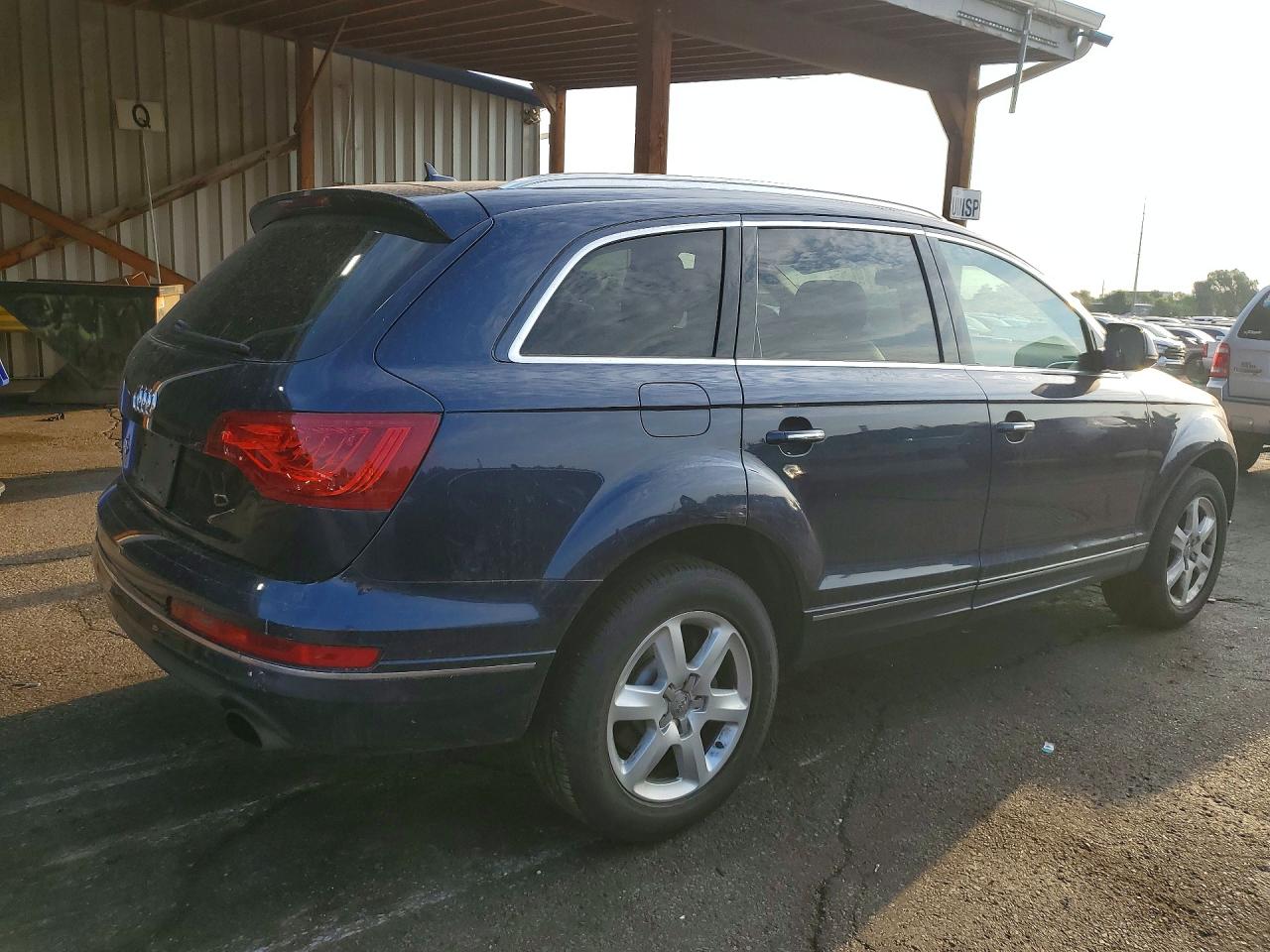 2013 Audi Q7 Premium Plus Синий vin: WA1LGAFE4DD008404
