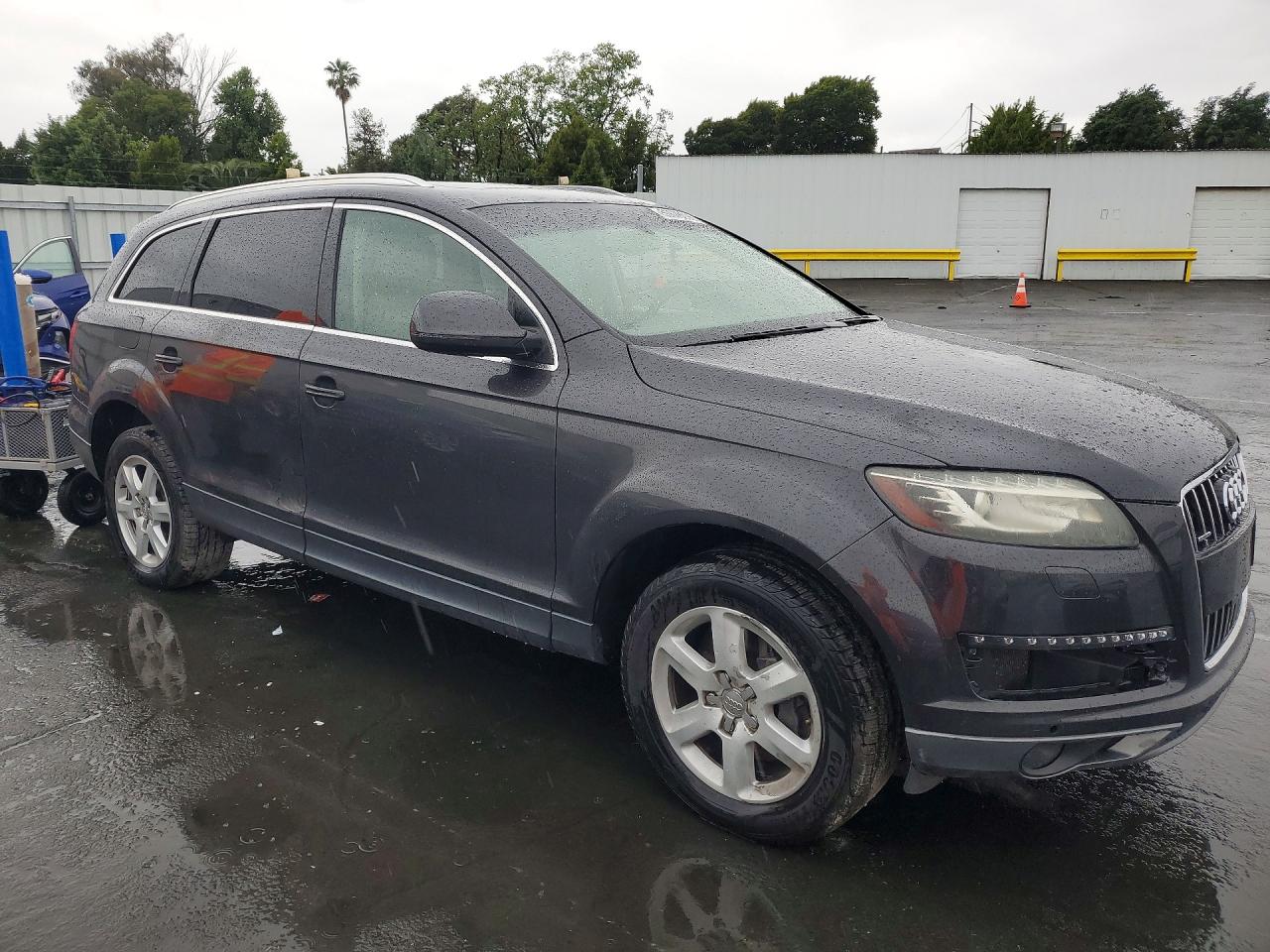2013 Audi Q7 Premium Plus Gray vin: WA1LGAFE4DD014283