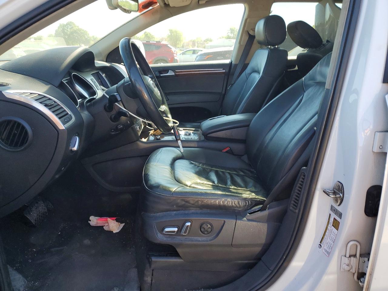 2015 Audi Q7 Premium Plus White vin: WA1LGAFE4FD015422
