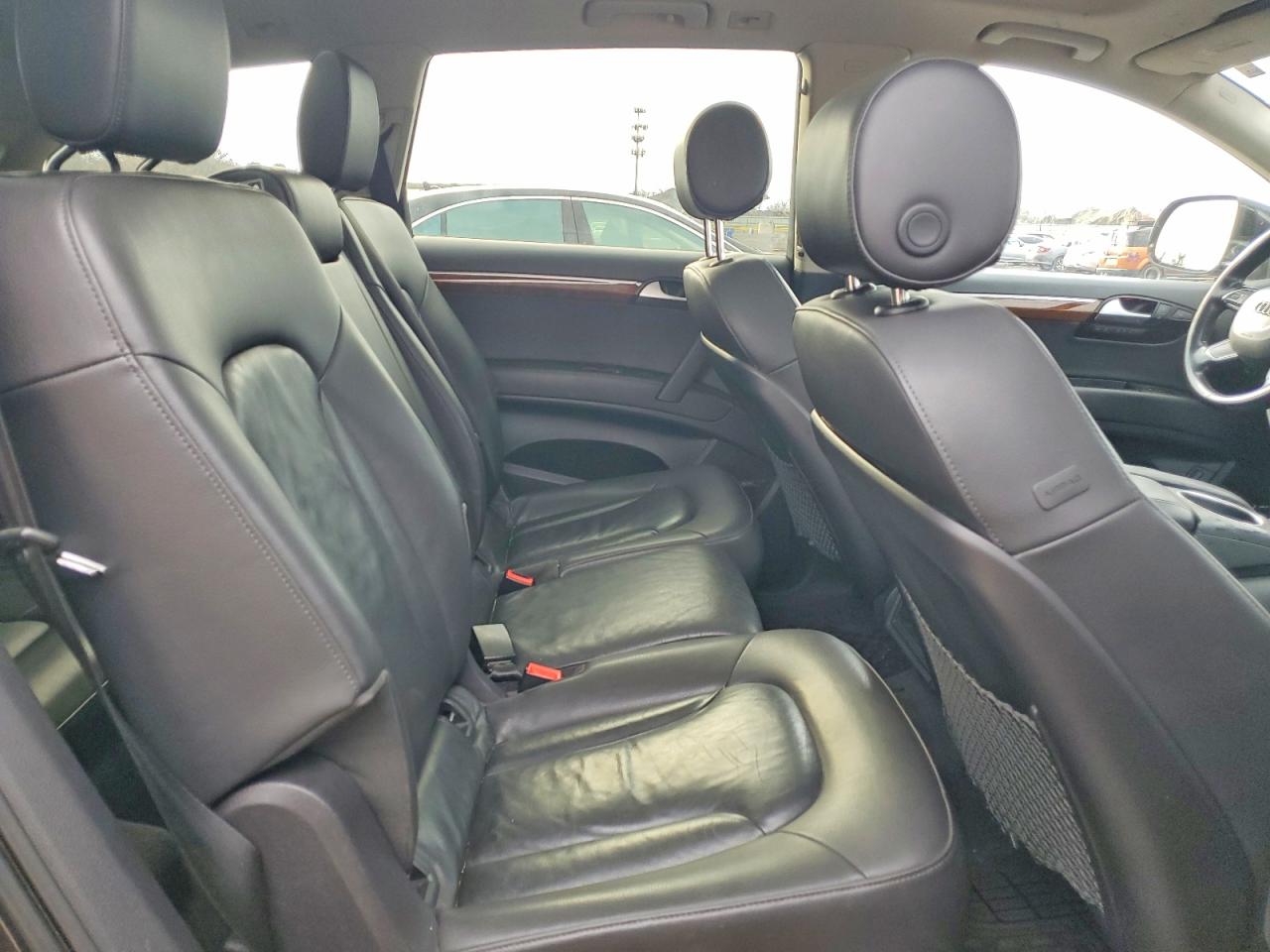 2015 Audi Q7 Серый vin: WA1LGAFE4FD018546