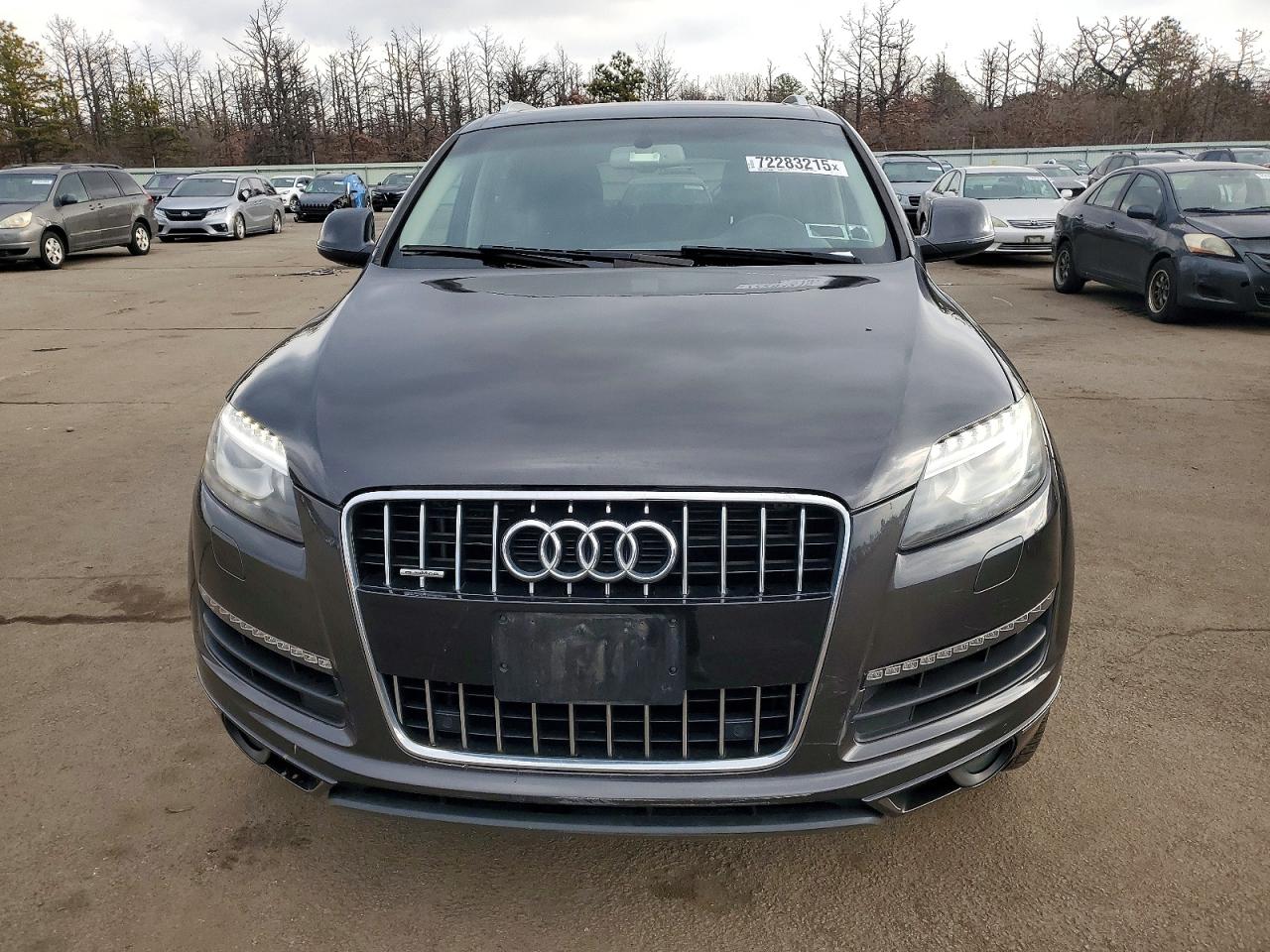 2015 Audi Q7 Серый vin: WA1LGAFE4FD018546