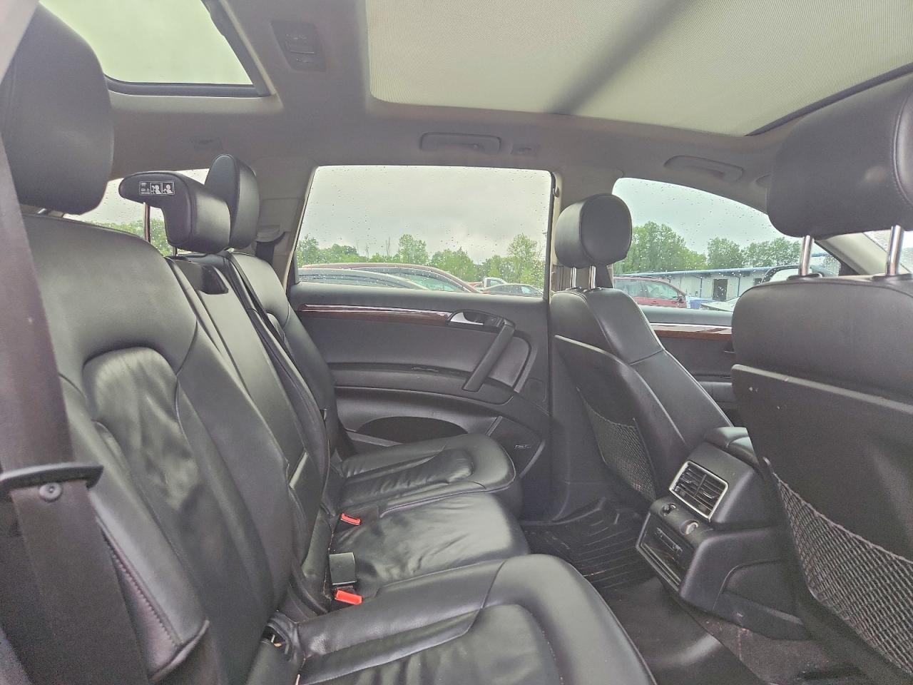 2015 Audi Q7 Premium Plus Gray vin: WA1LGAFE4FD027540