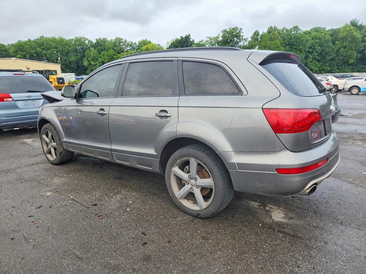 2015 Audi Q7 Premium Plus Gray vin: WA1LGAFE4FD027540