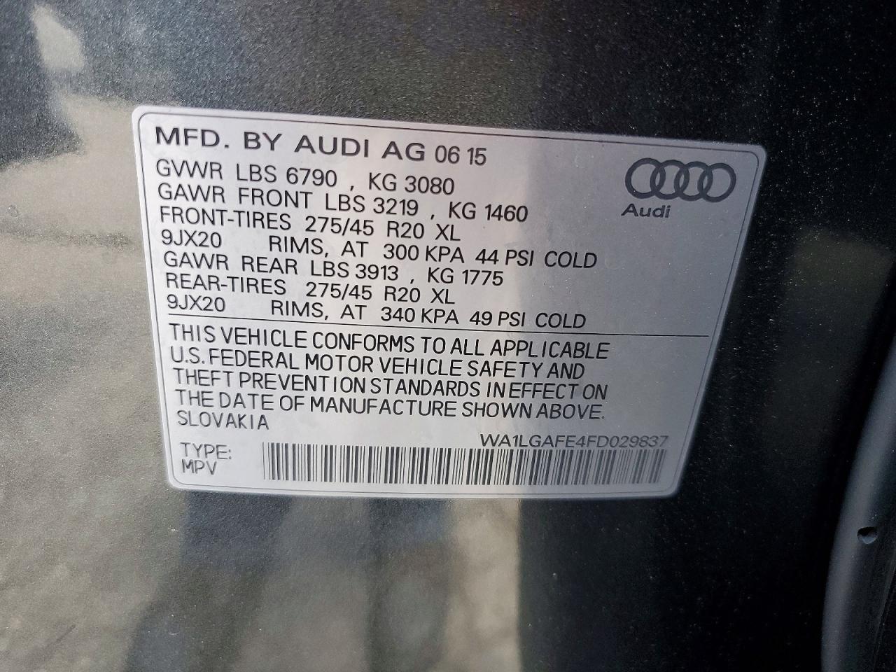 2015 Audi Q7 Premium Plus Серый vin: WA1LGAFE4FD029837