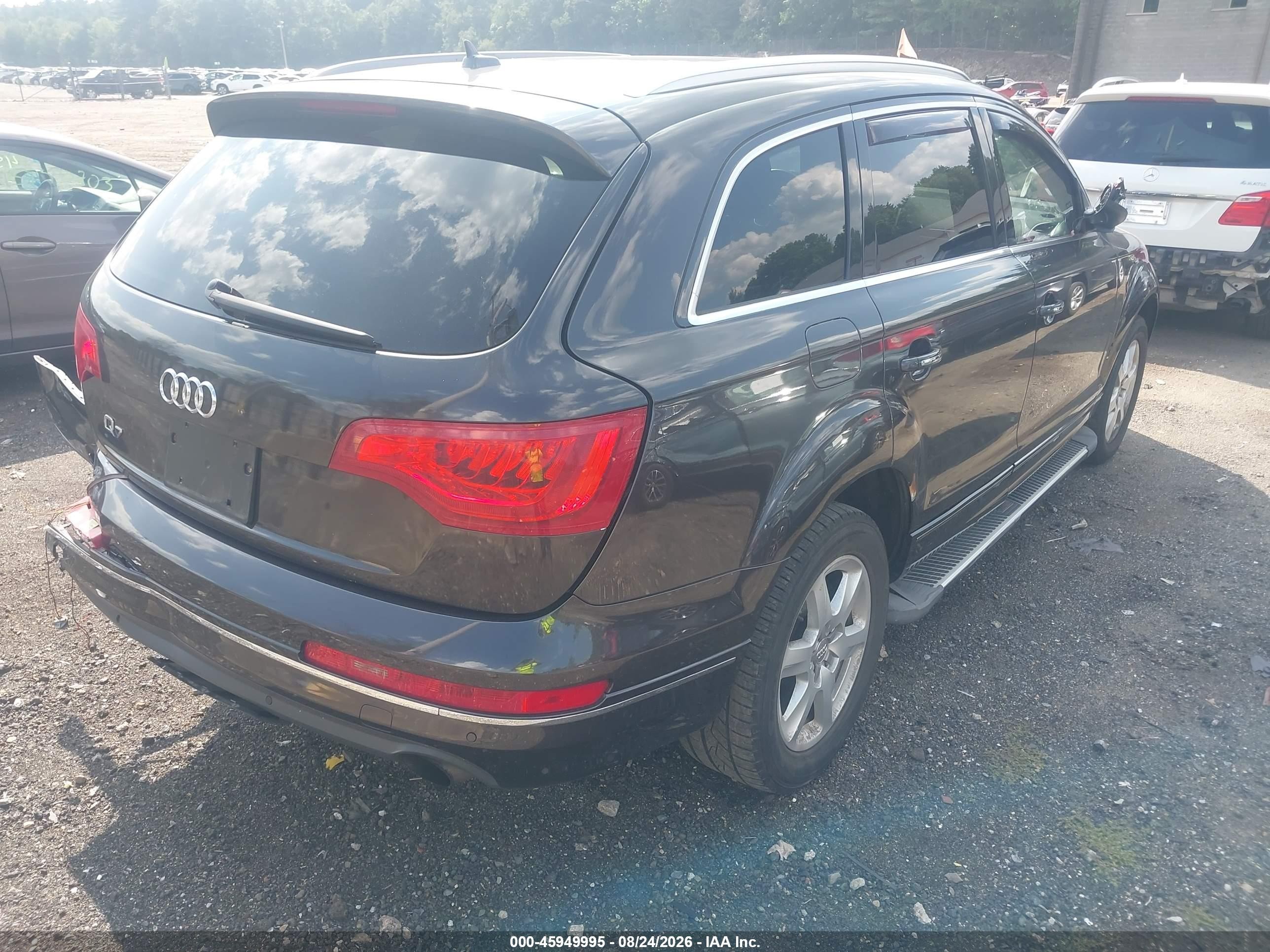 2011 Audi Q7 3.0t Premium Gray vin: WA1LGAFE5BD004438