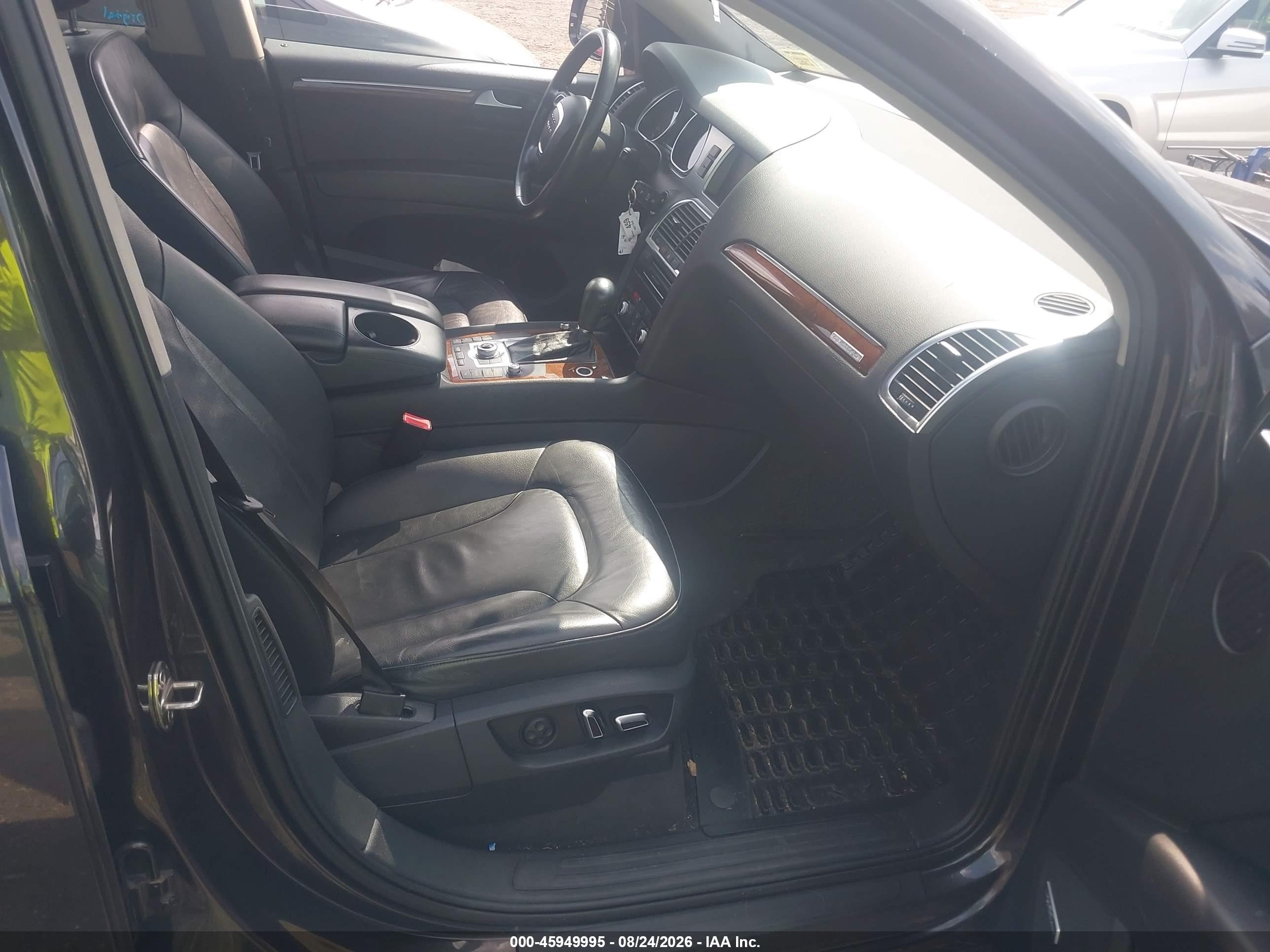 2011 Audi Q7 3.0t Premium Gray vin: WA1LGAFE5BD004438