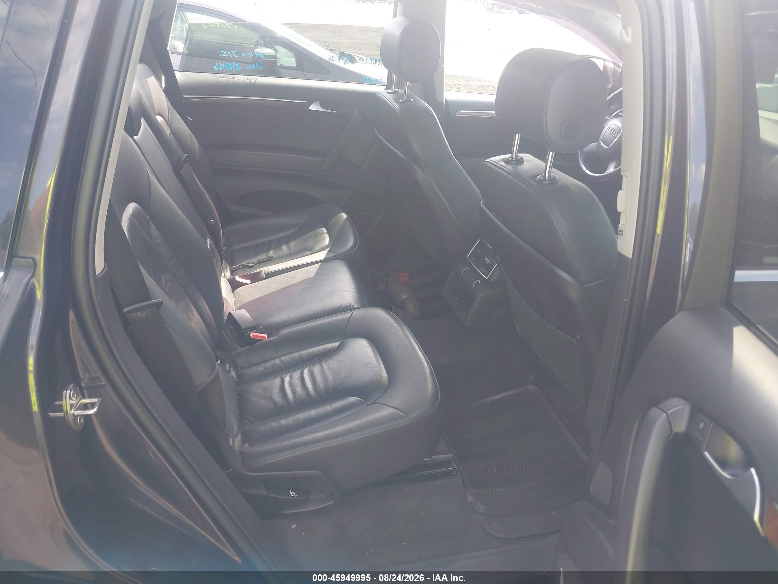 2011 Audi Q7 3.0t Premium Gray vin: WA1LGAFE5BD004438