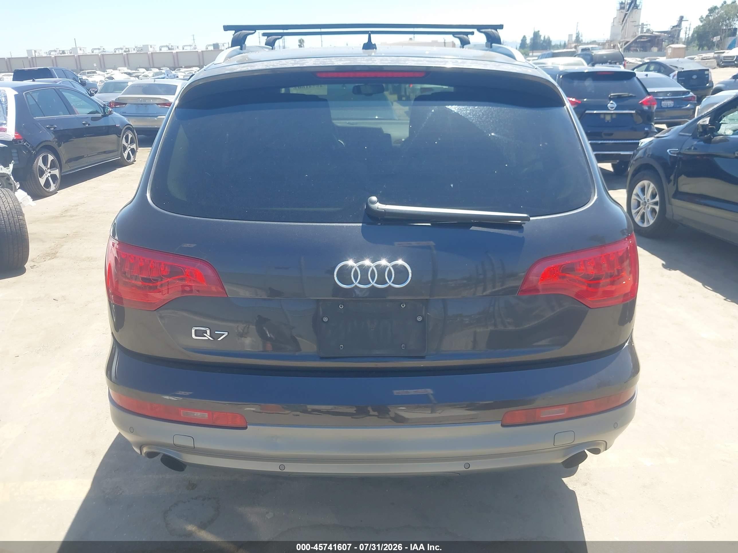 2011 Audi Q7 3.0t Premium Gray vin: WA1LGAFE5BD006562