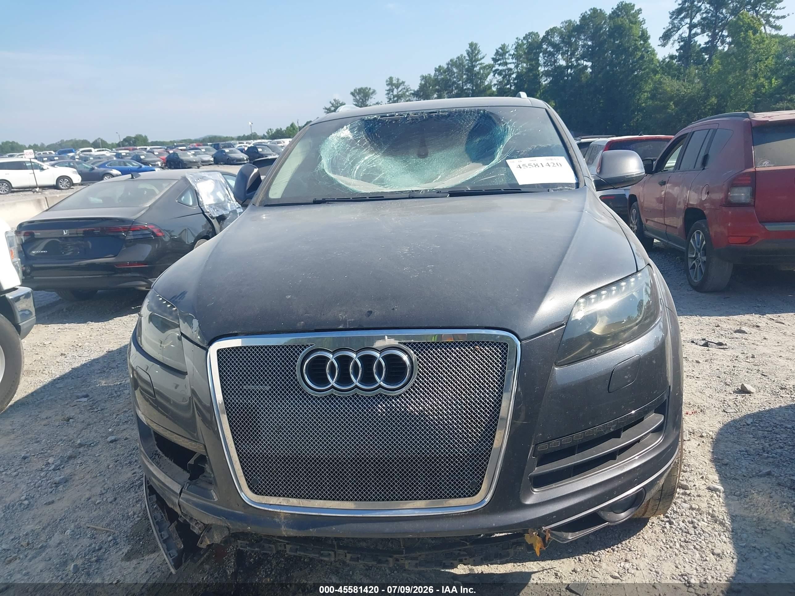 2011 Audi Q7 3.0t Premium Gray vin: WA1LGAFE5BD009476
