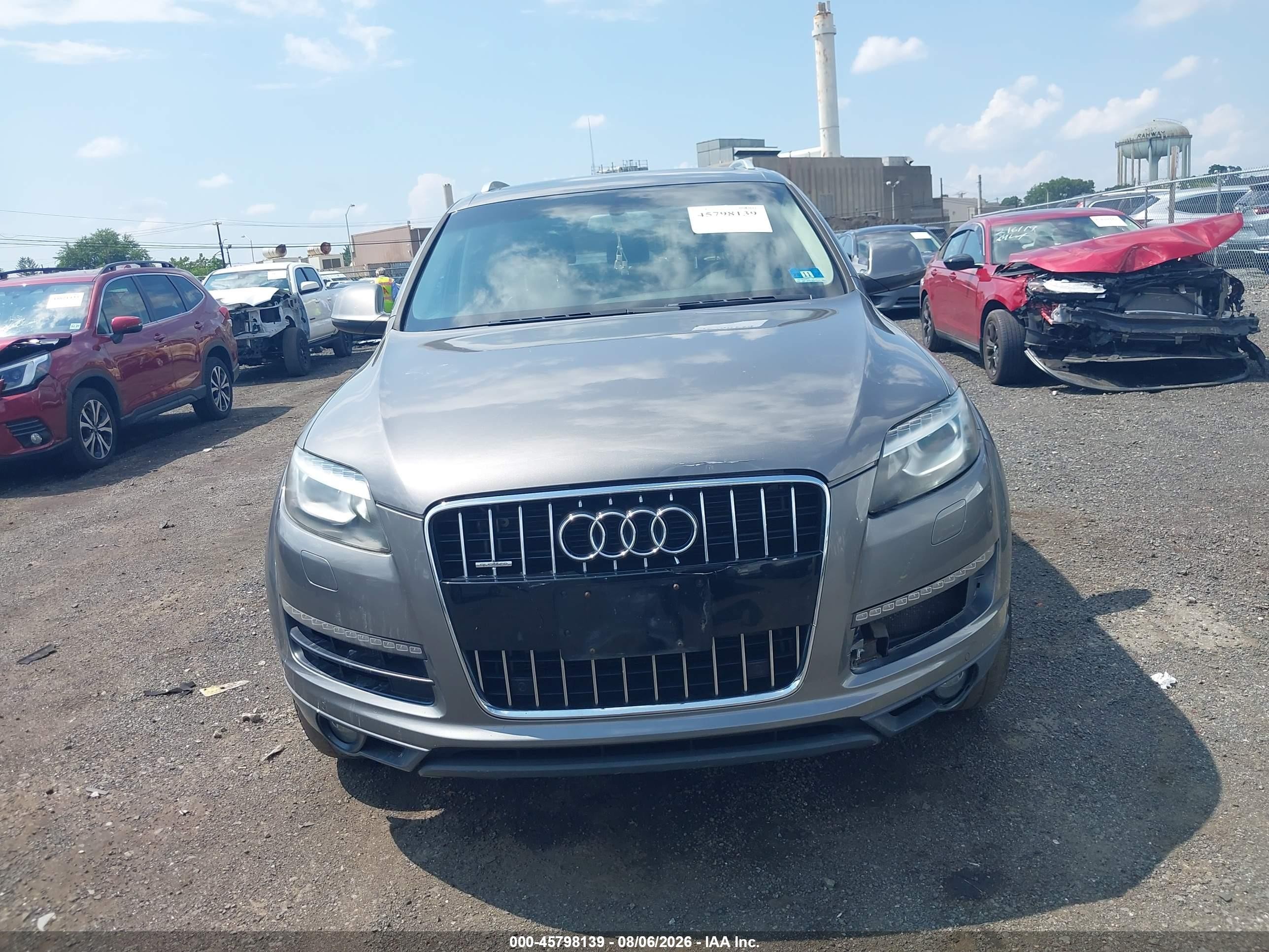 2011 Audi Q7 3.0t Premium Серый vin: WA1LGAFE5BR009803