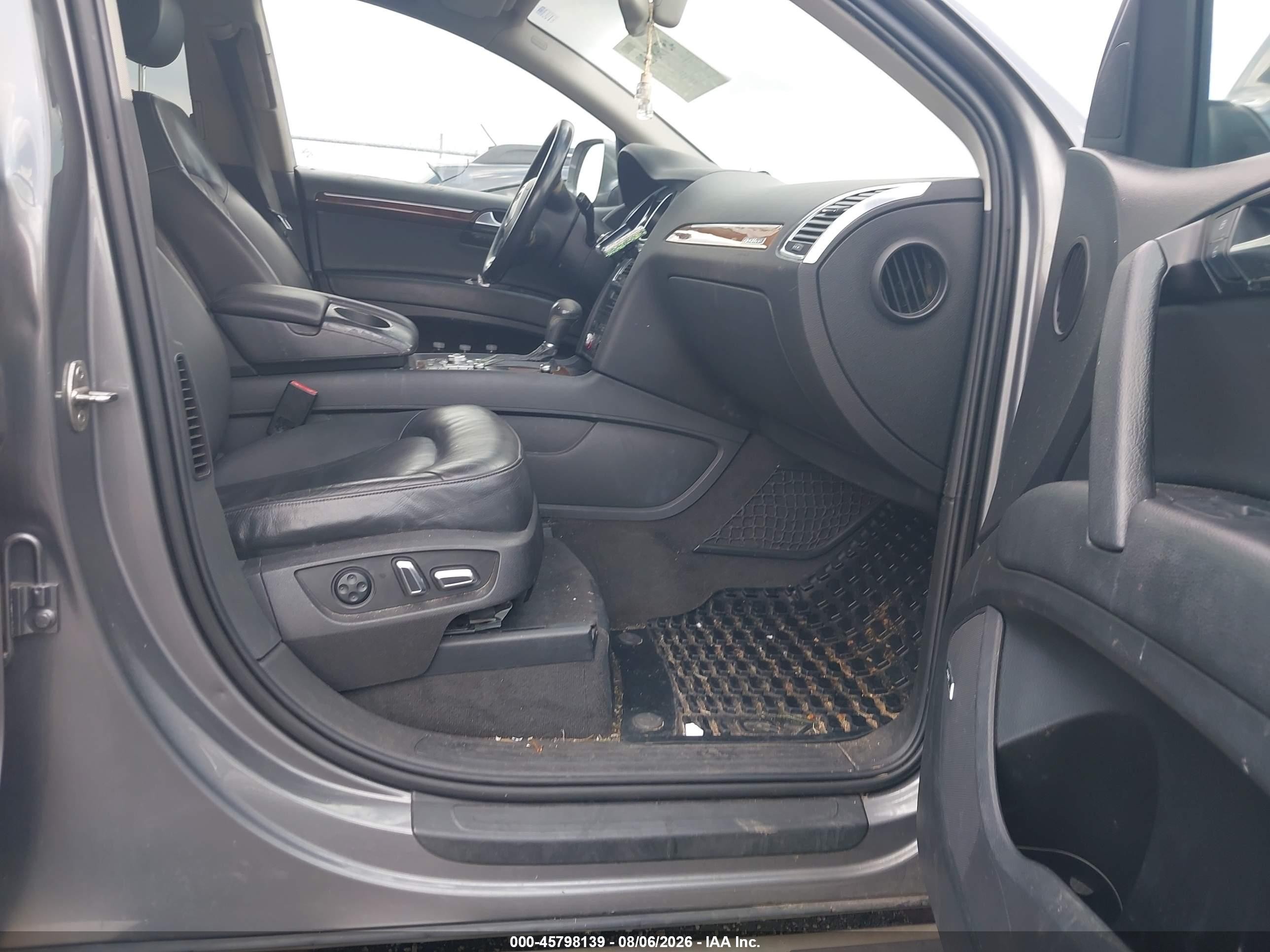 2011 Audi Q7 3.0t Premium Серый vin: WA1LGAFE5BR009803