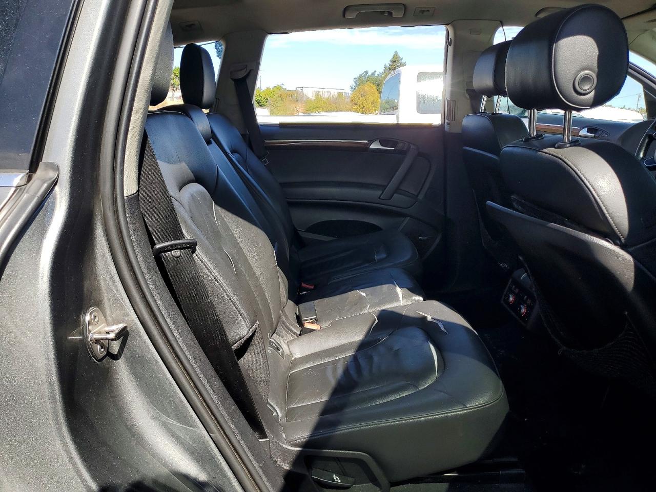 2014 Audi Q7 Premium Plus Серый vin: WA1LGAFE5ED005612