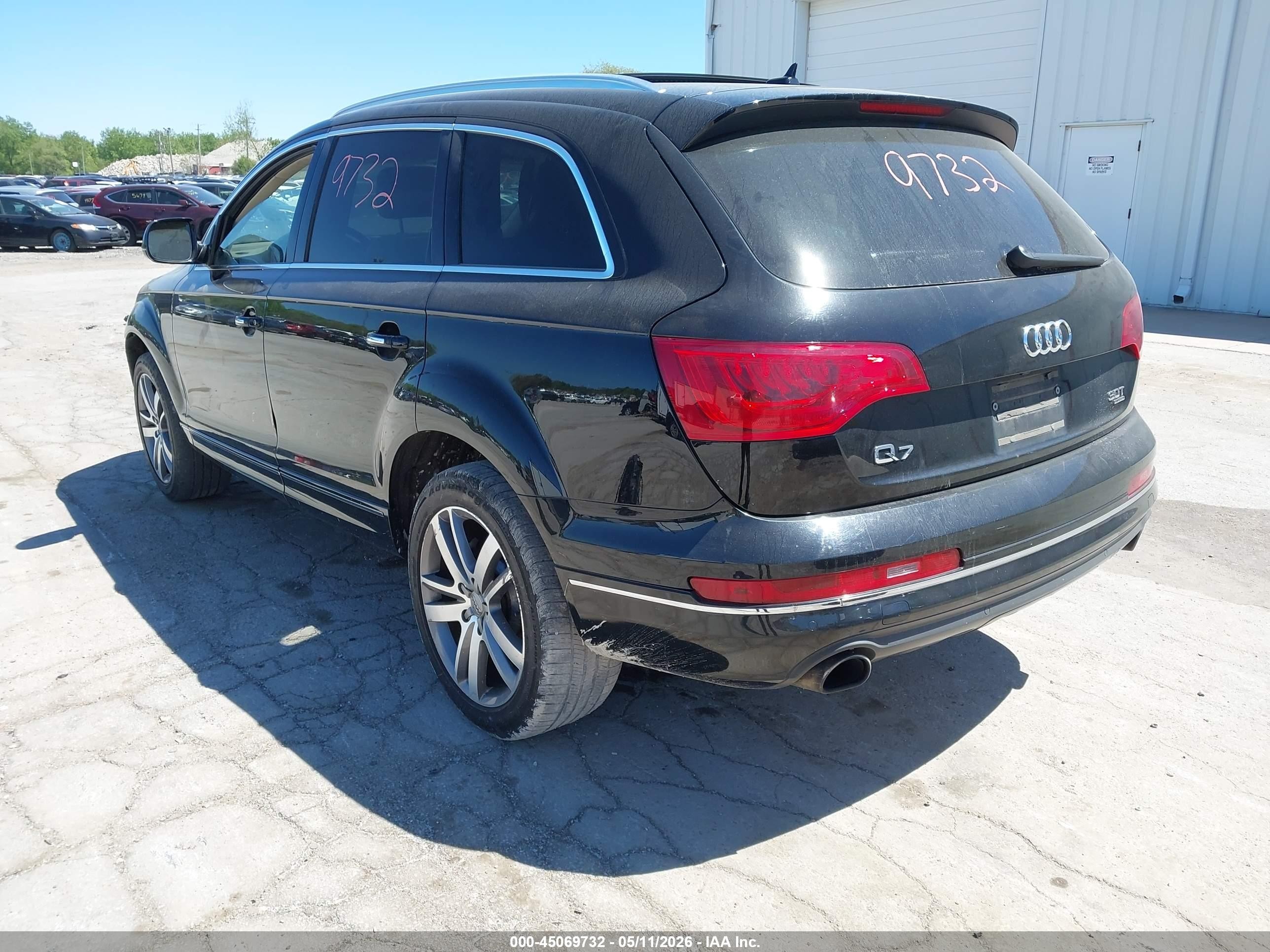 2014 Audi Q7 3.0t Premium Black vin: WA1LGAFE5ED011099