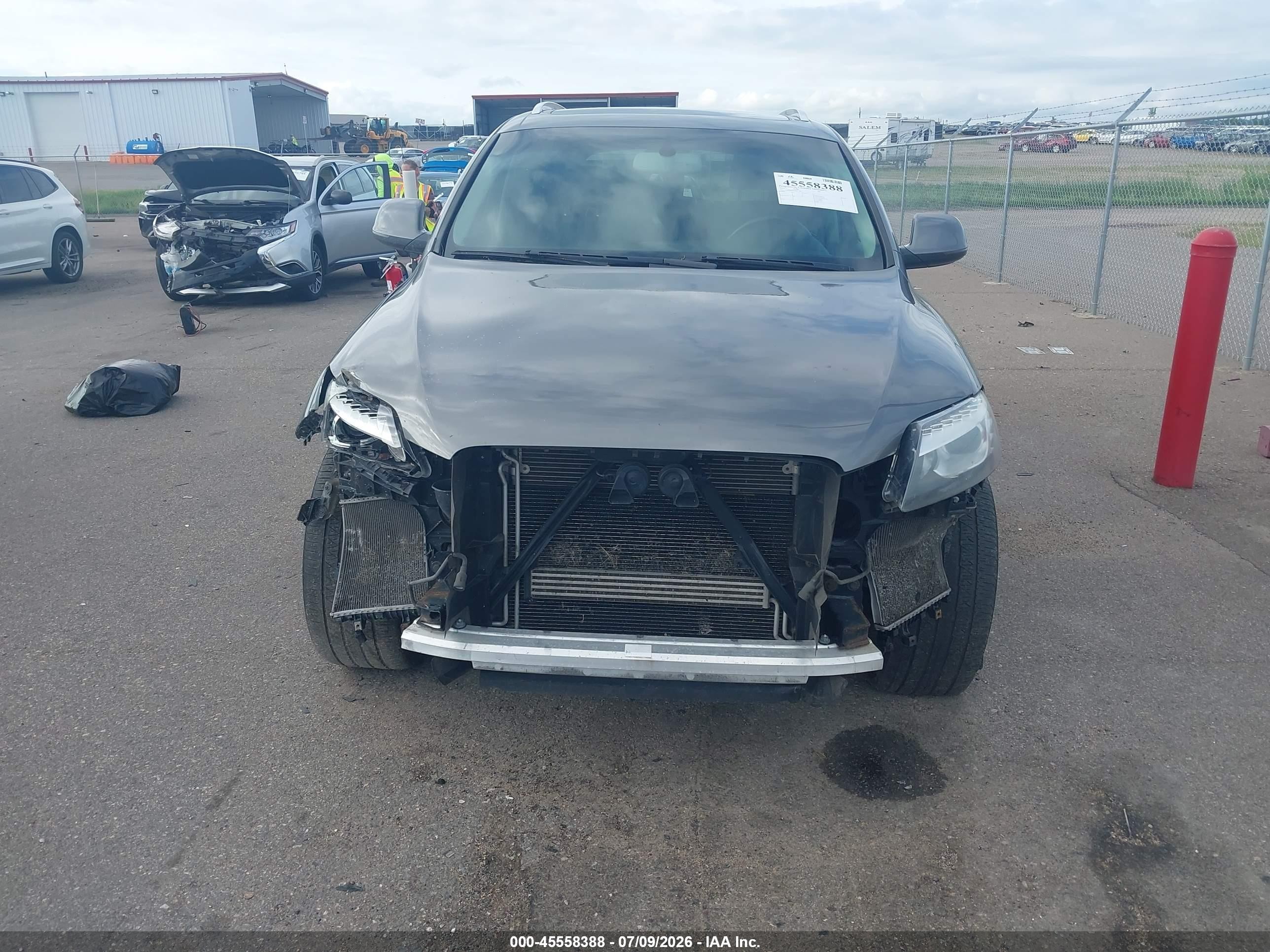 2014 Audi Q7 3.0t Premium Gray vin: WA1LGAFE5ED011877