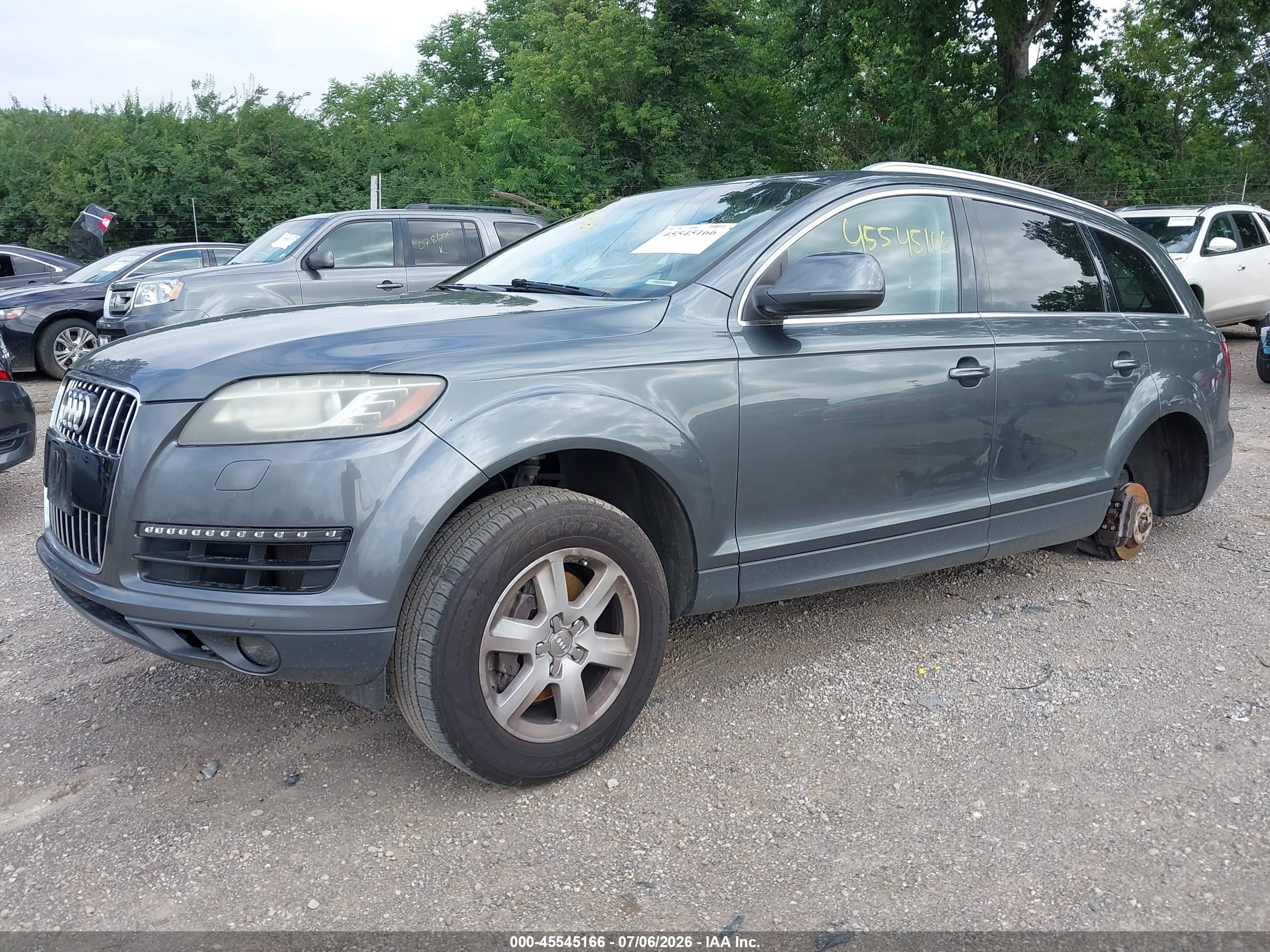 2014 Audi Q7 3.0t Premium Gray vin: WA1LGAFE5ED019400
