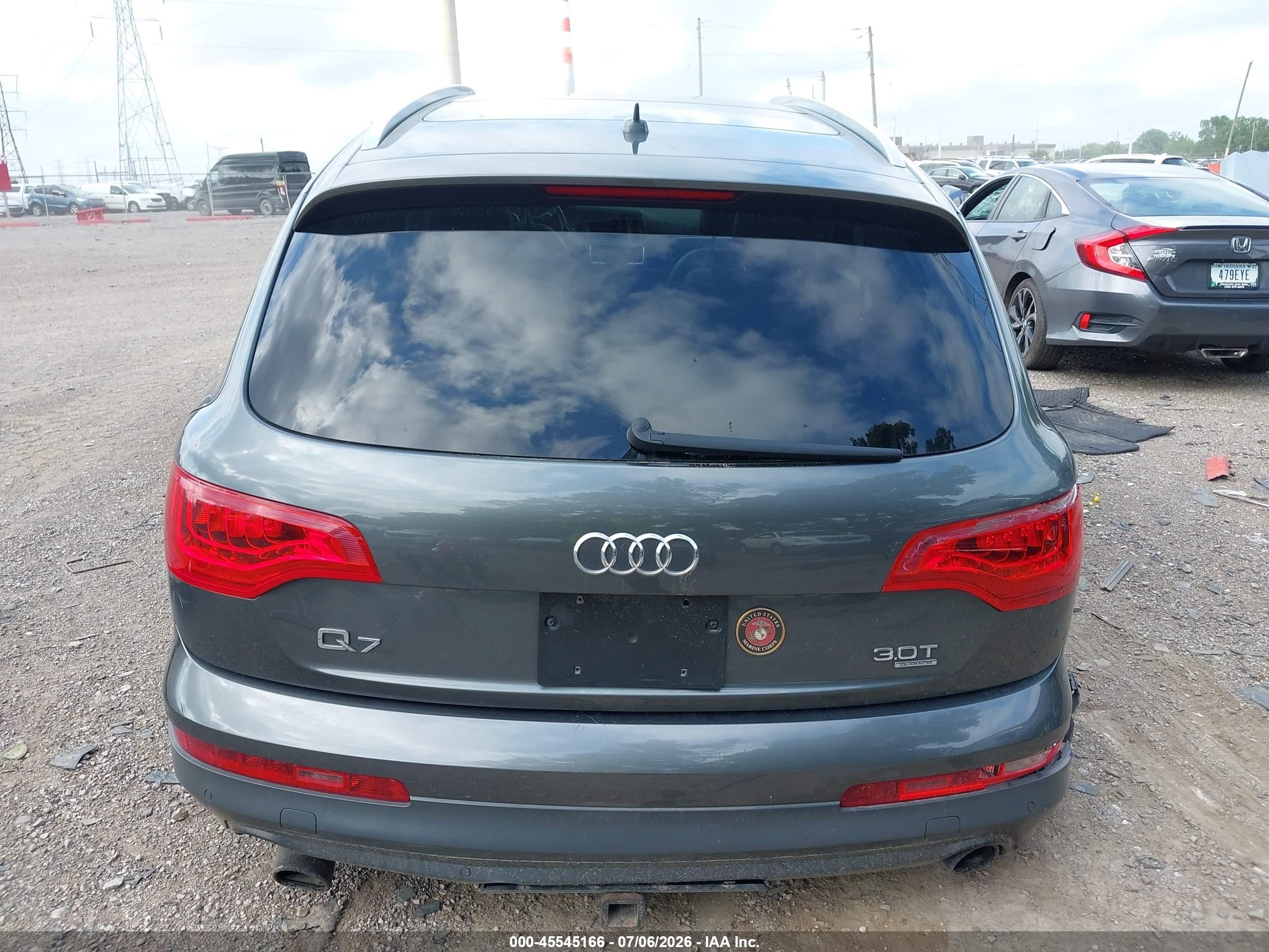 2014 Audi Q7 3.0t Premium Gray vin: WA1LGAFE5ED019400