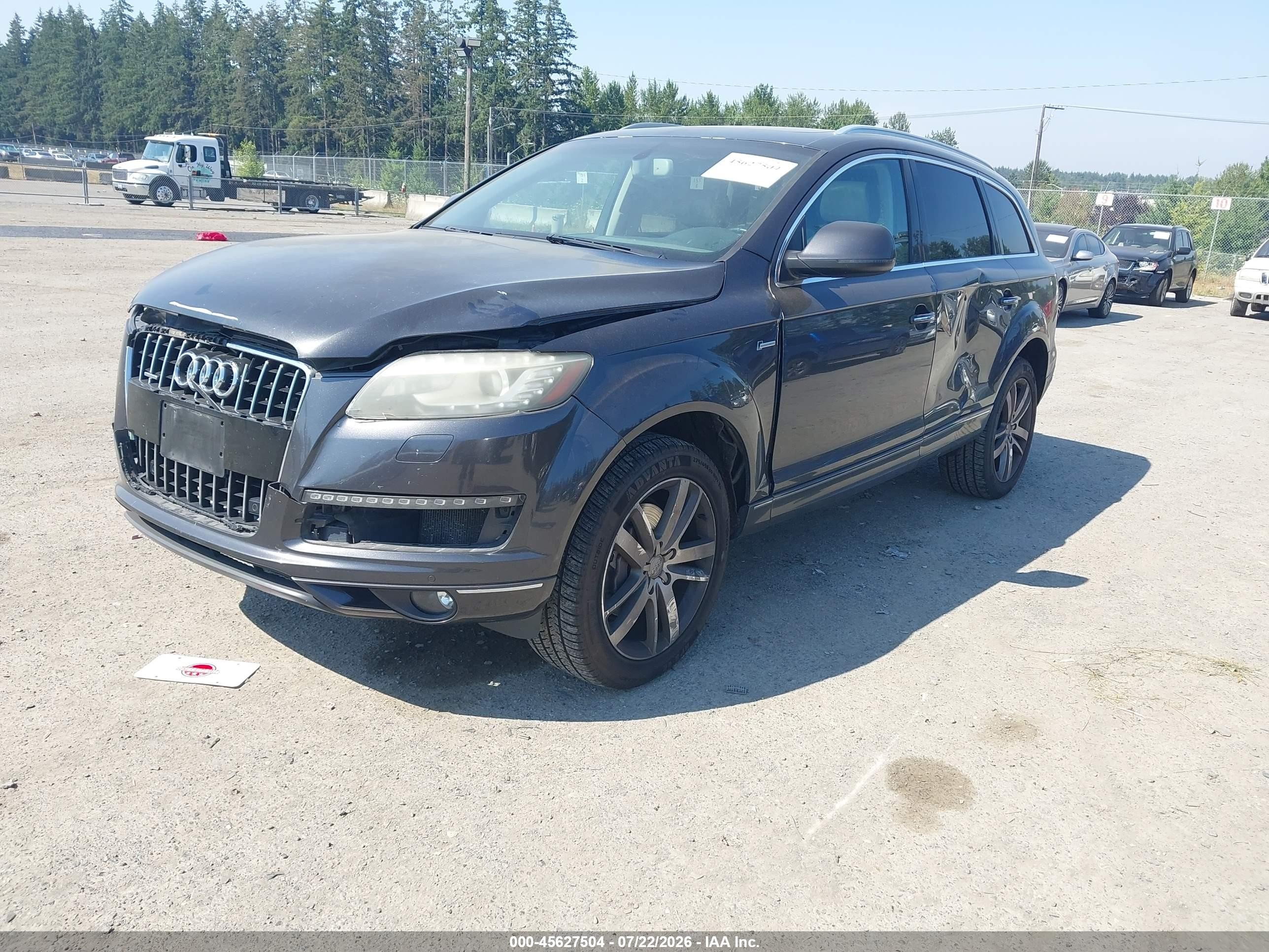 2015 Audi Q7 3.0t Premium Черный vin: WA1LGAFE5FD009015