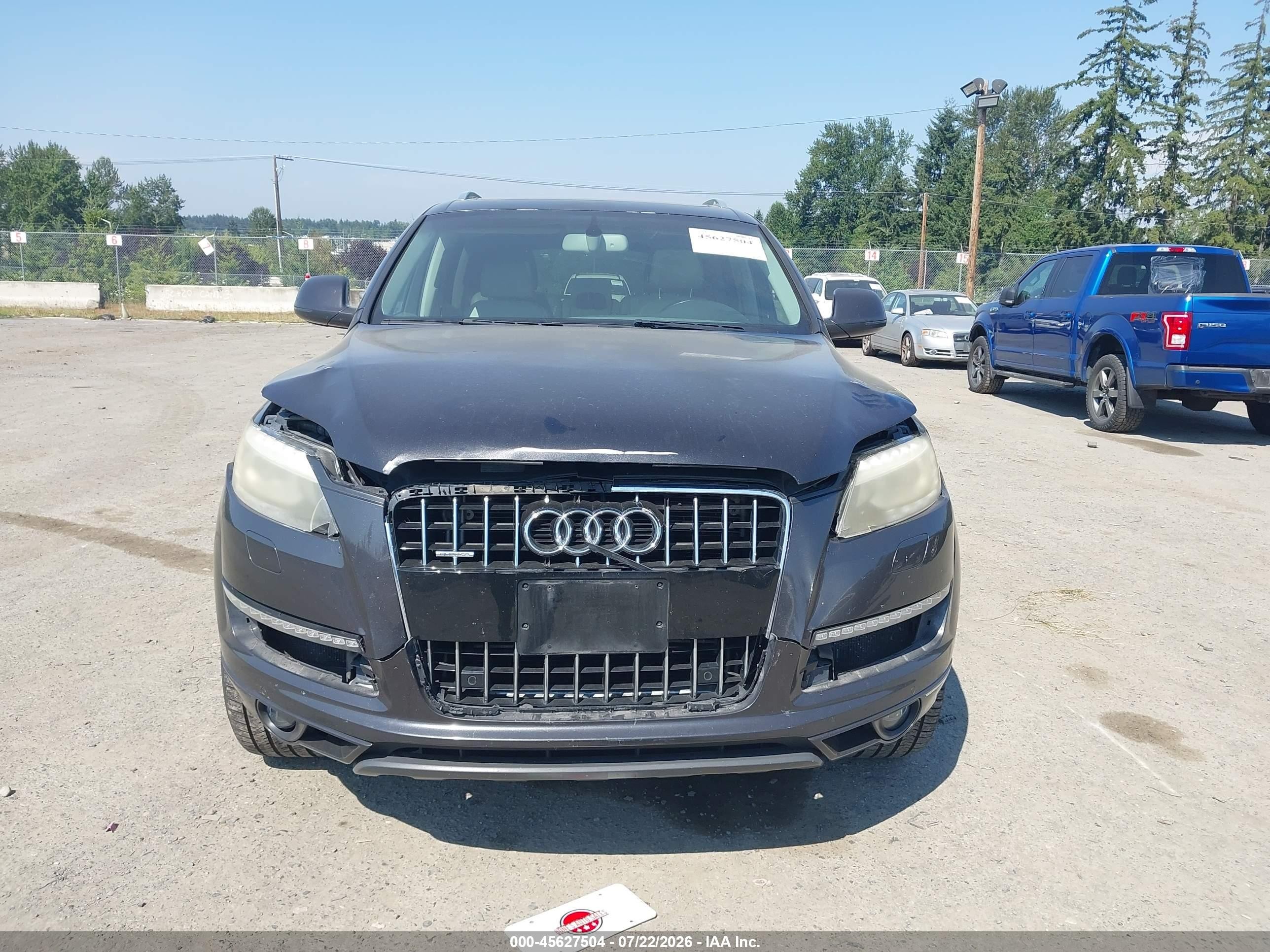 2015 Audi Q7 3.0t Premium Черный vin: WA1LGAFE5FD009015
